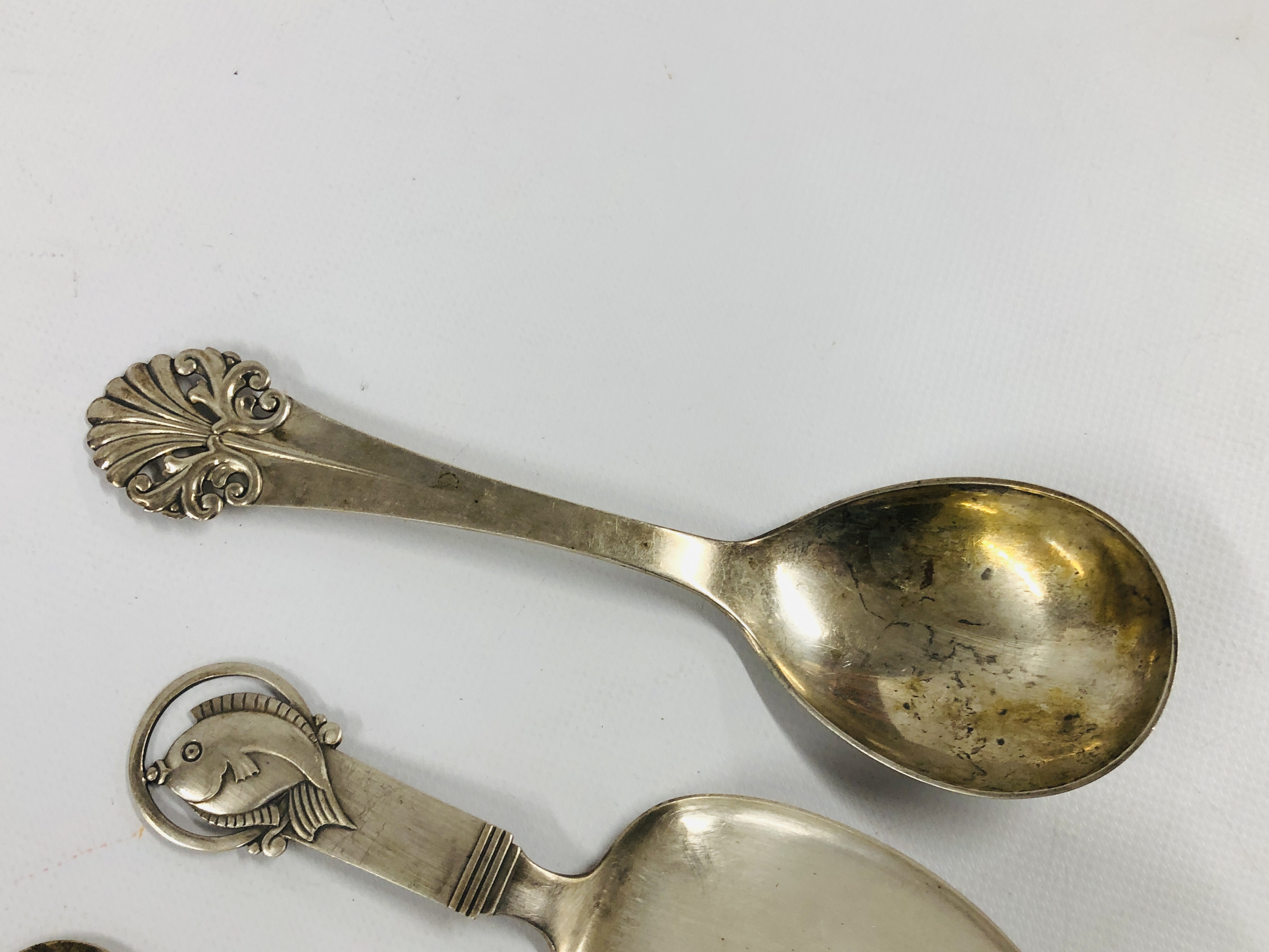 A PAIR OF CONTINENTAL WHITE METAL FISH SERVERS MAKERS SJ ALONG WITH A FURTHER SERVING SPOON BY THE - Image 5 of 11