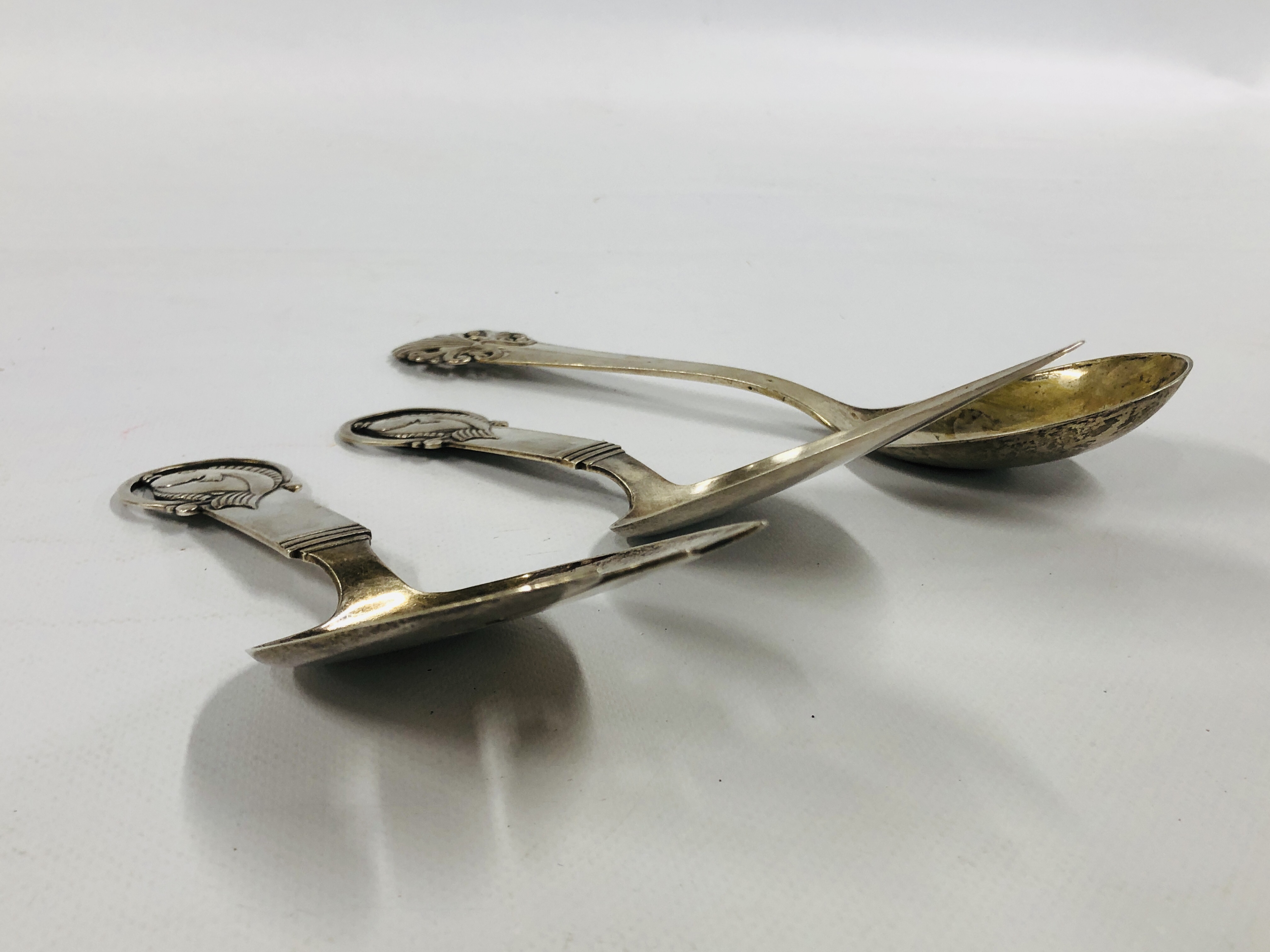 A PAIR OF CONTINENTAL WHITE METAL FISH SERVERS MAKERS SJ ALONG WITH A FURTHER SERVING SPOON BY THE - Image 2 of 11