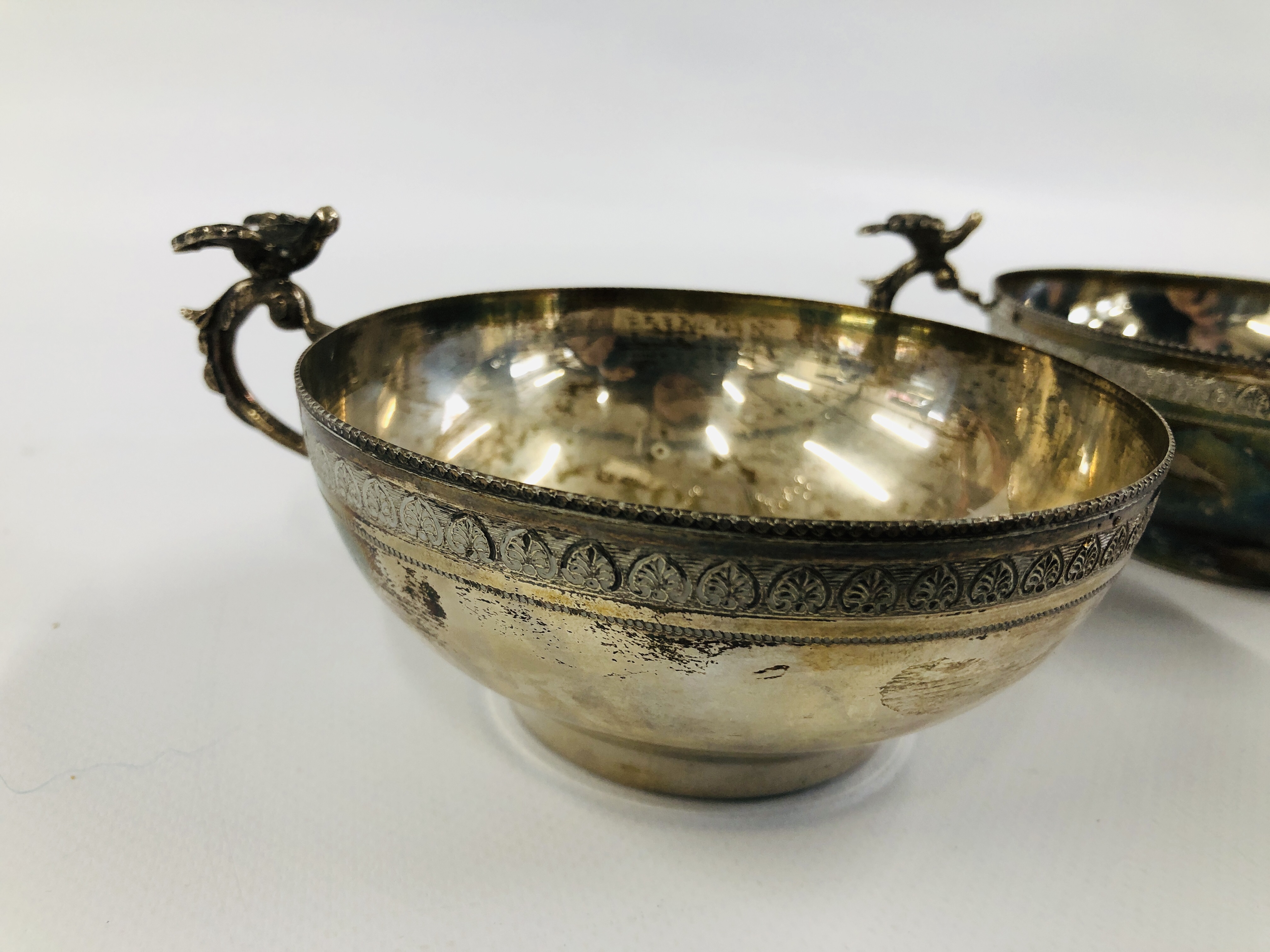 A PAIR OF CONTINENTAL WHITE METAL CUPS, DOVE DETAIL TO HANDLE MARKED 900, H. 5CM X DIA. 11.5CM. - Image 2 of 13