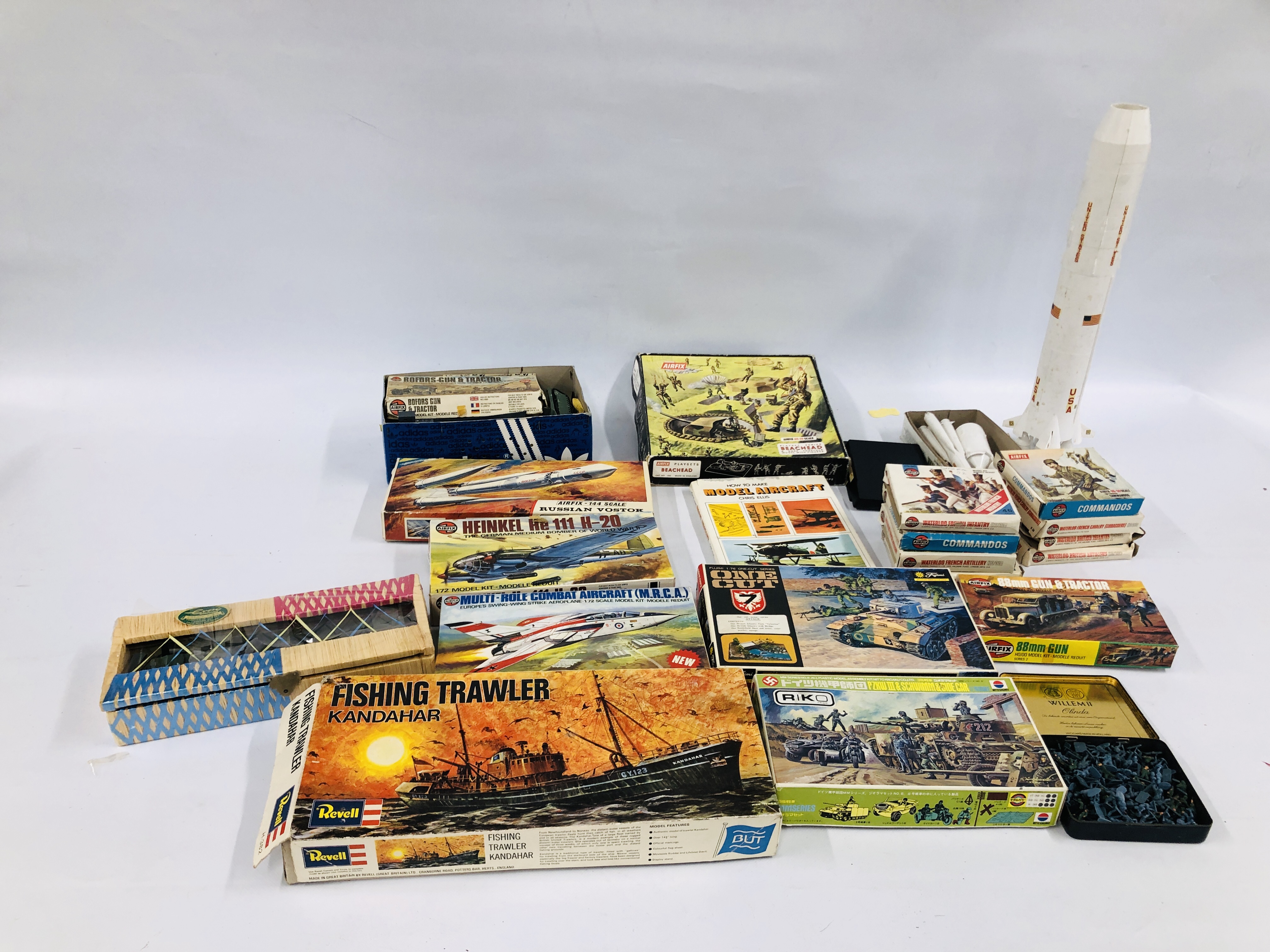 AN EXTENSIVE COLLECTION OF ASSORTED AIRFIX TO INCLUDE MANY BOXED EXAMPLES (NOT GUARANTEED COMPLETE)