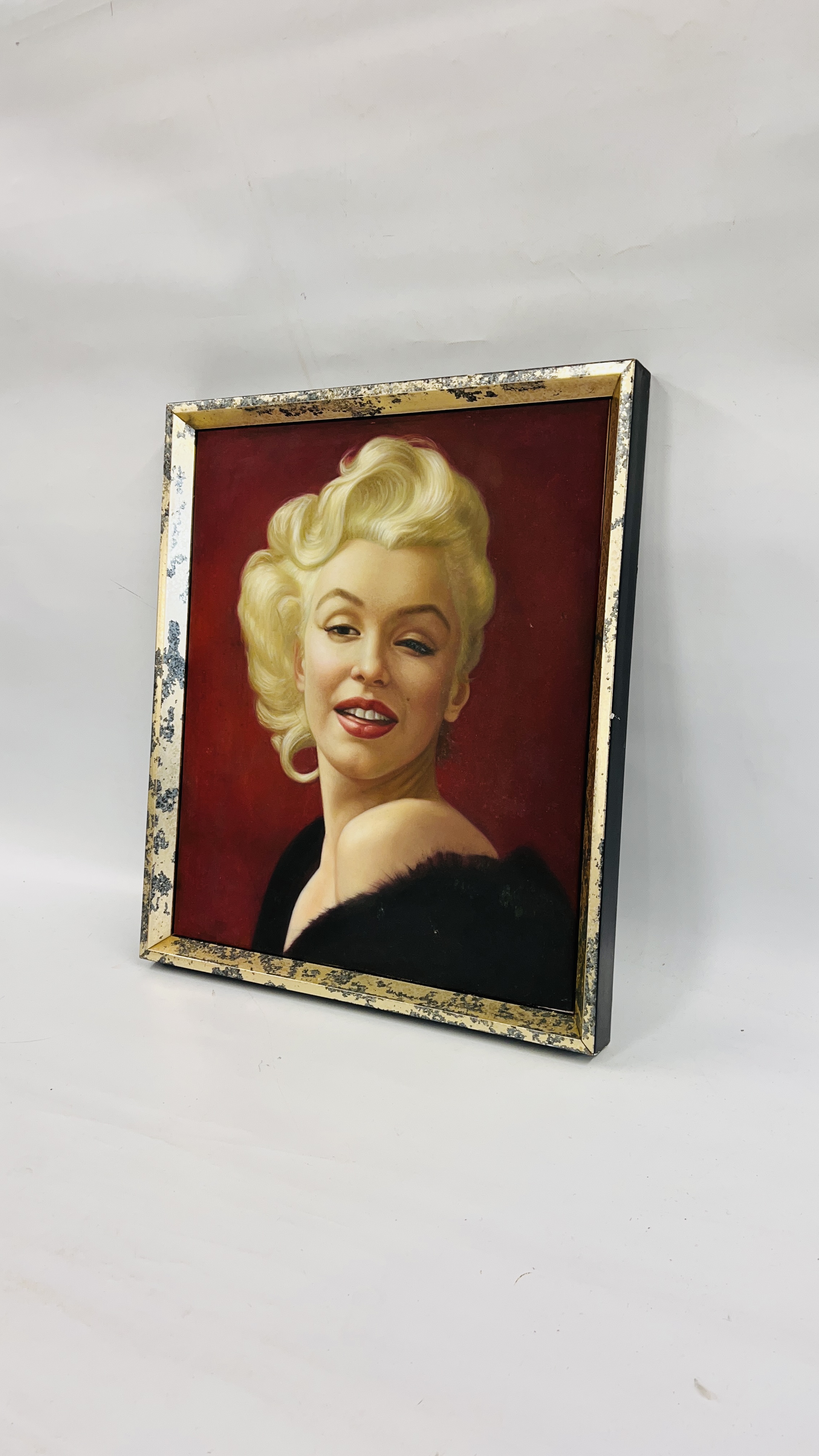 A FRAMED CANVAS OF MARILYN MONROE, W 51CM X H 61CM. - Image 2 of 2