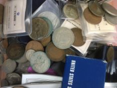 TUB WITH A QUANTITY OF COINS, CROWNS FROM 1953 ONWARDS, A FEW PRESENTATION SETS, LOOSE COINS ETC.