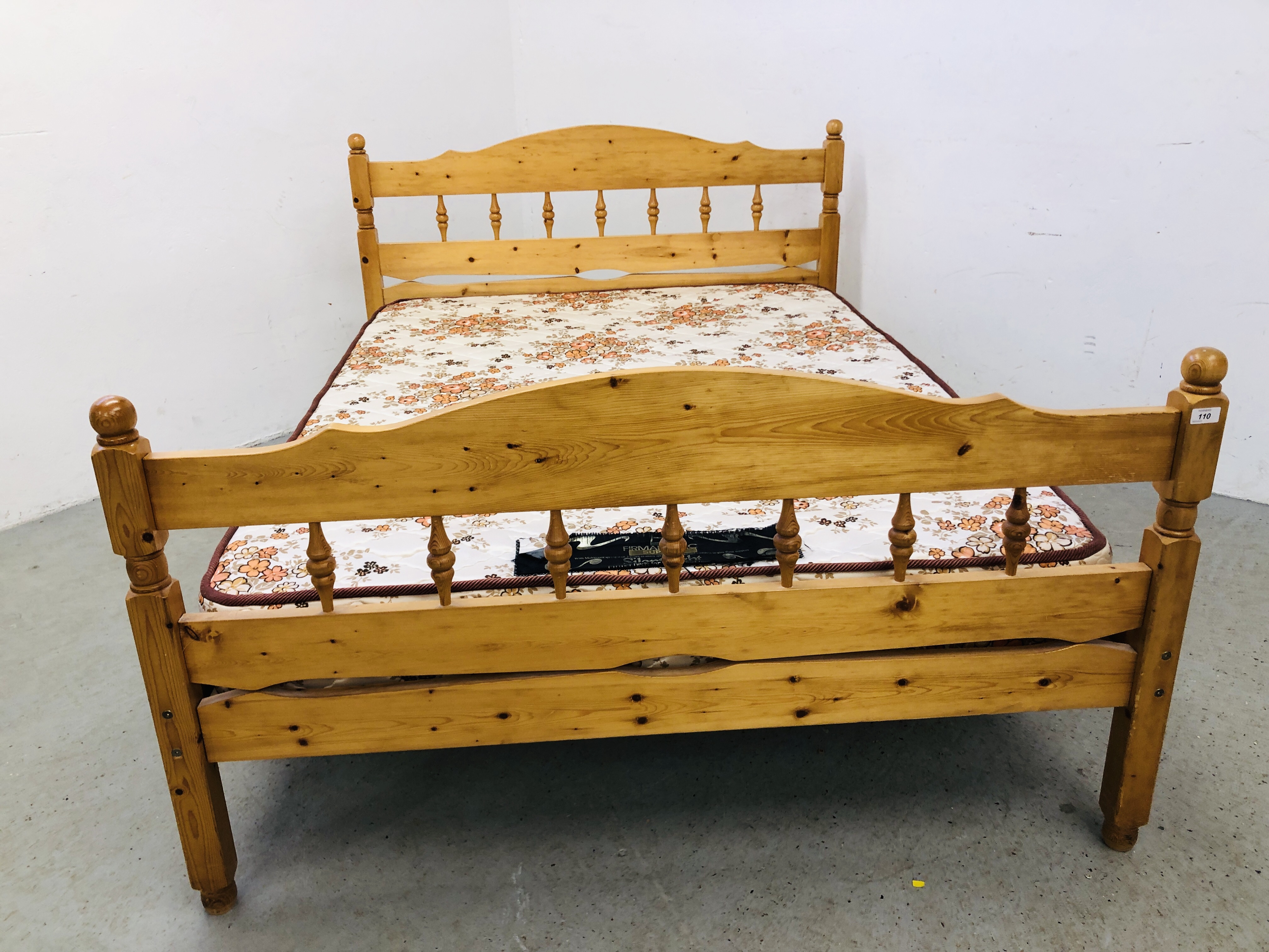 A PINE FRAMED DOUBLE BED FRAME WITH SILENT NIGHT FIRMAPEDIC MATTRESS - Image 2 of 5