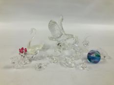 COLLECTION OF CRYSTAL GLASS ANIMAL ORNAMENTS TO INCLUDE SWAROVSKI.