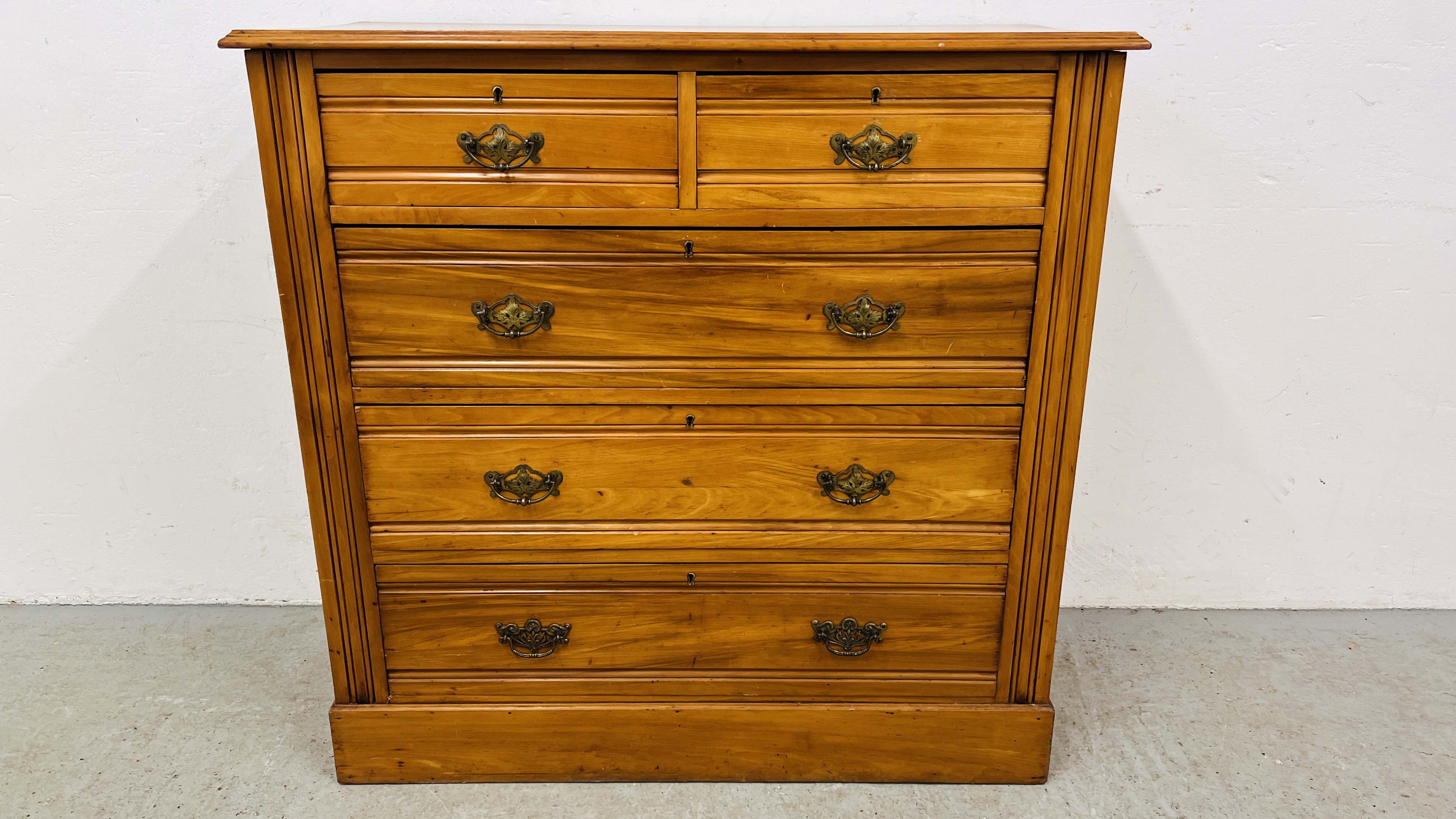 A SATINWOOD 2 OVER 3 DRAWER CHEST W 103CM X D 48CM X H 102CM.