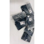 5 PAIRS OF 20R JEANS AS NEW.