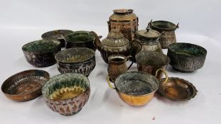 A BOX OF ASSORTED MIDDLE EASTERN AND ASIAN METAL WARE ARTIFACTS COMPRISING PANS, CONTAINERS,