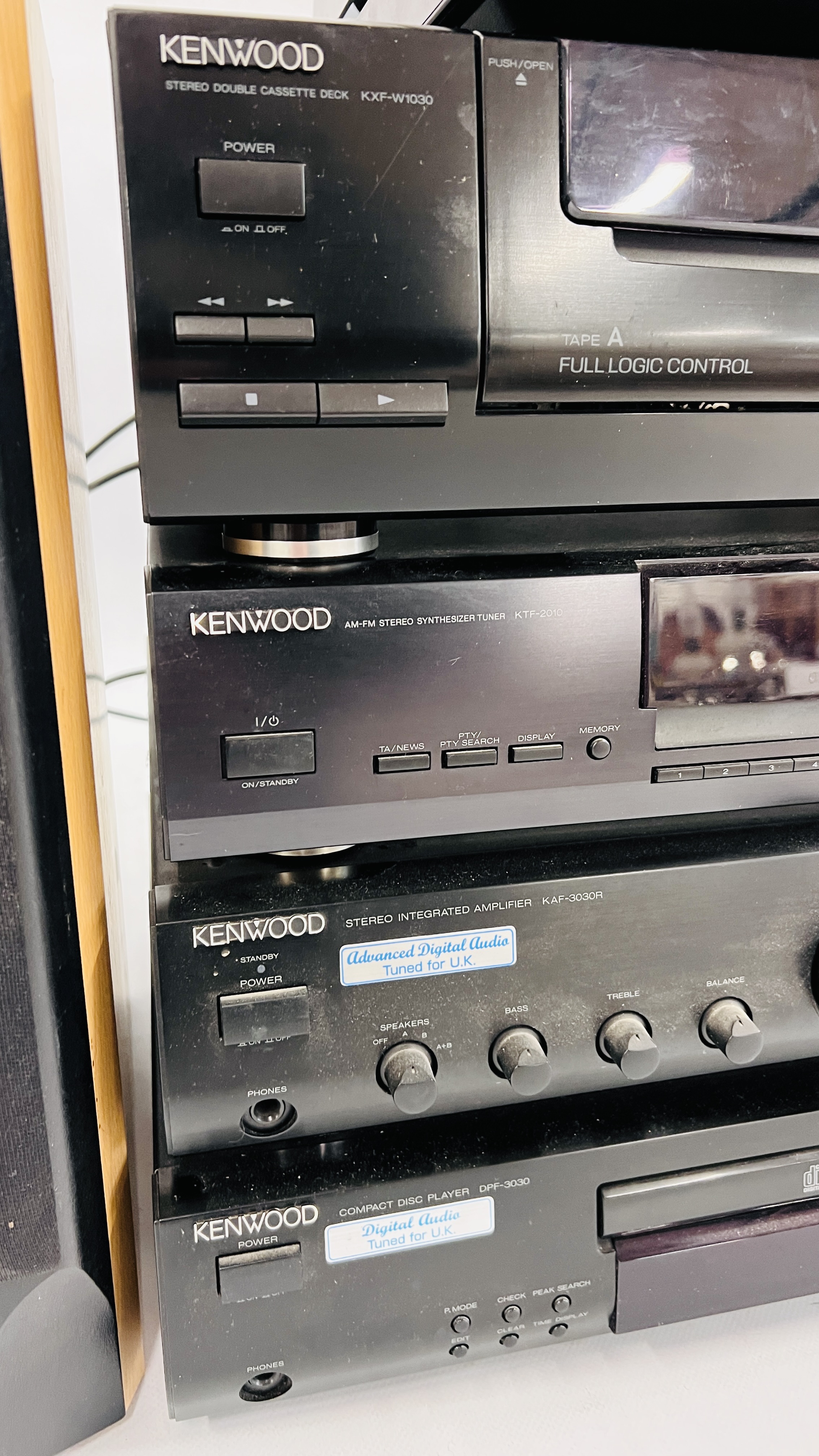 A KENWOOD 5 PIECE HI-FI SYSTEM COMPRISING OF STEREO, DOUBLE CASSETTE DECK KXF-W1030, - Image 6 of 9