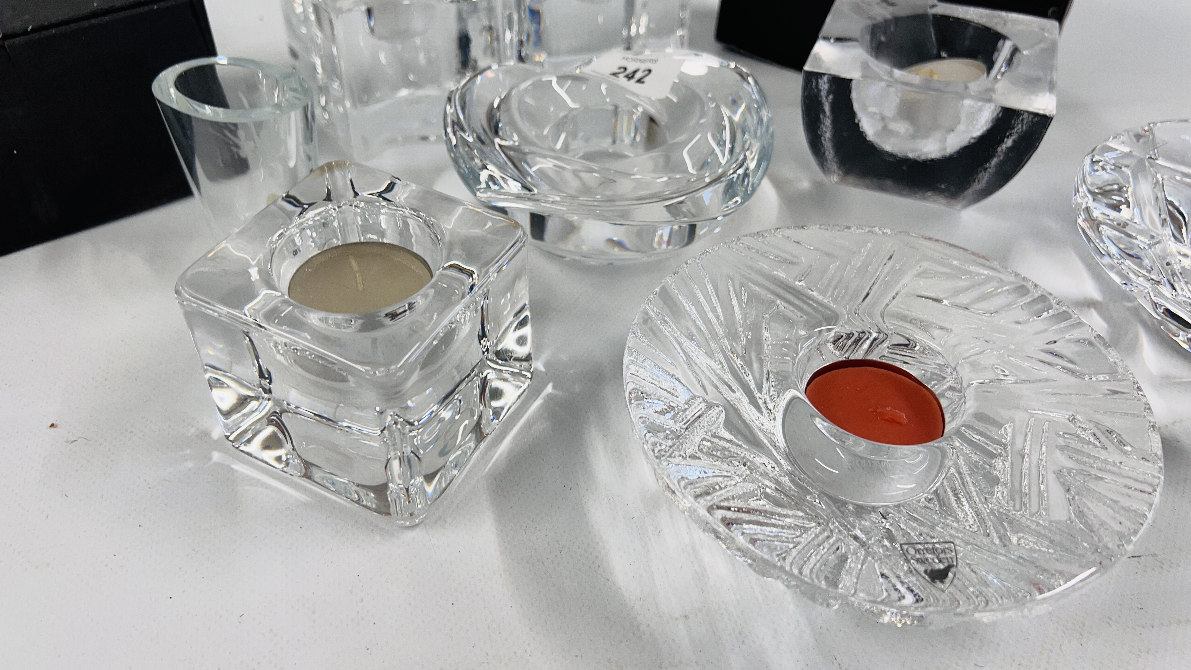 2 x BOXED ORREFORS GLASS CANDLE HOLDERS TO INCLUDE MADISON & PUZZLE AND ONE OTHER TEA LIGHT HOLDER - Image 3 of 6