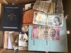 BOX OF MIXED EPHEMERA TO INCLUDE POSTCARDS, PHOTOGRAPHS, FDC's AND BANK NOTES.