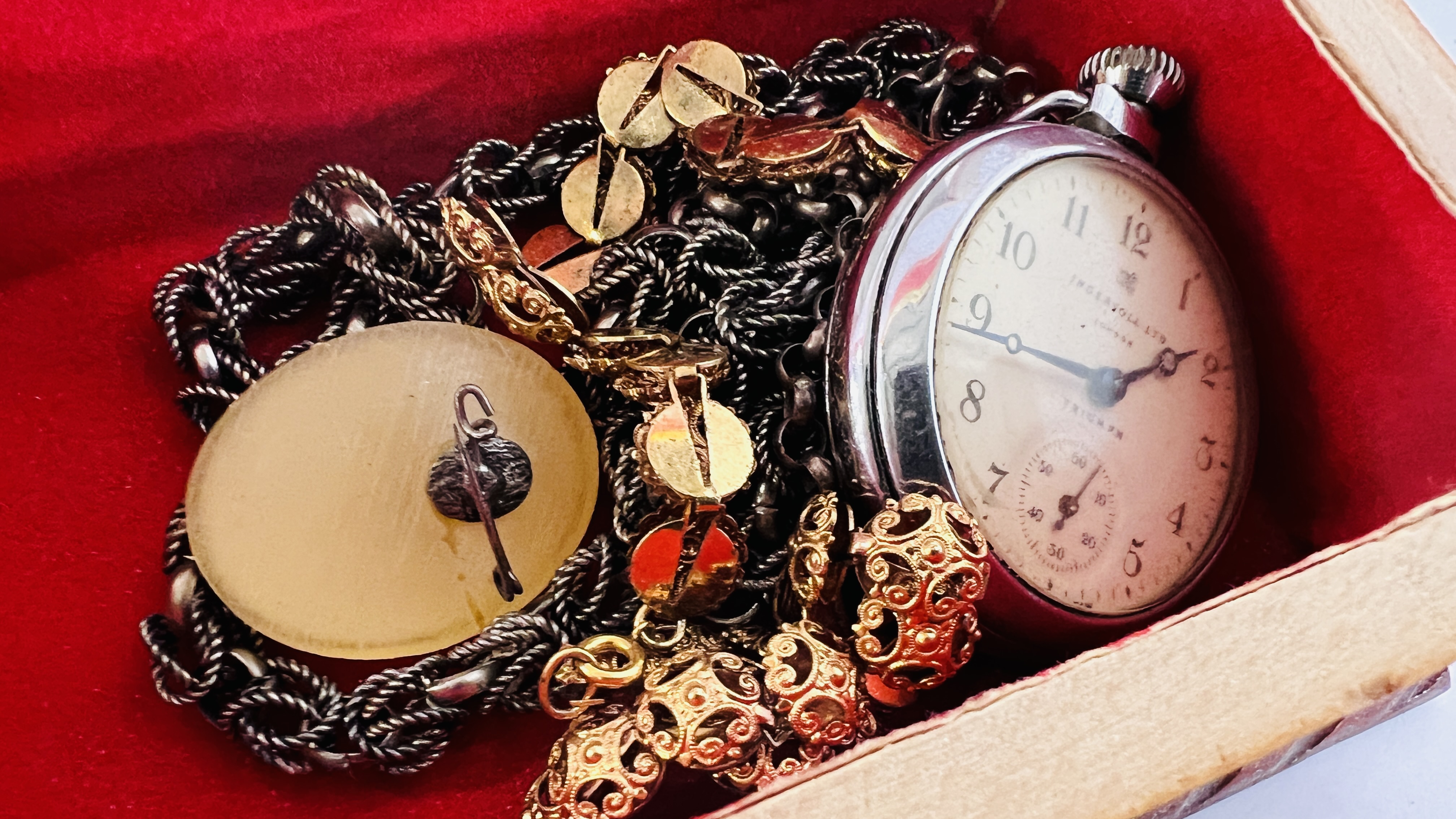 JEWELLERY BOX & CONTENTS TO INCLUDE VINTAGE SILVER HINGED BANGLES, INGERSOLL TRIUMPH POCKET WATCH, - Image 6 of 11