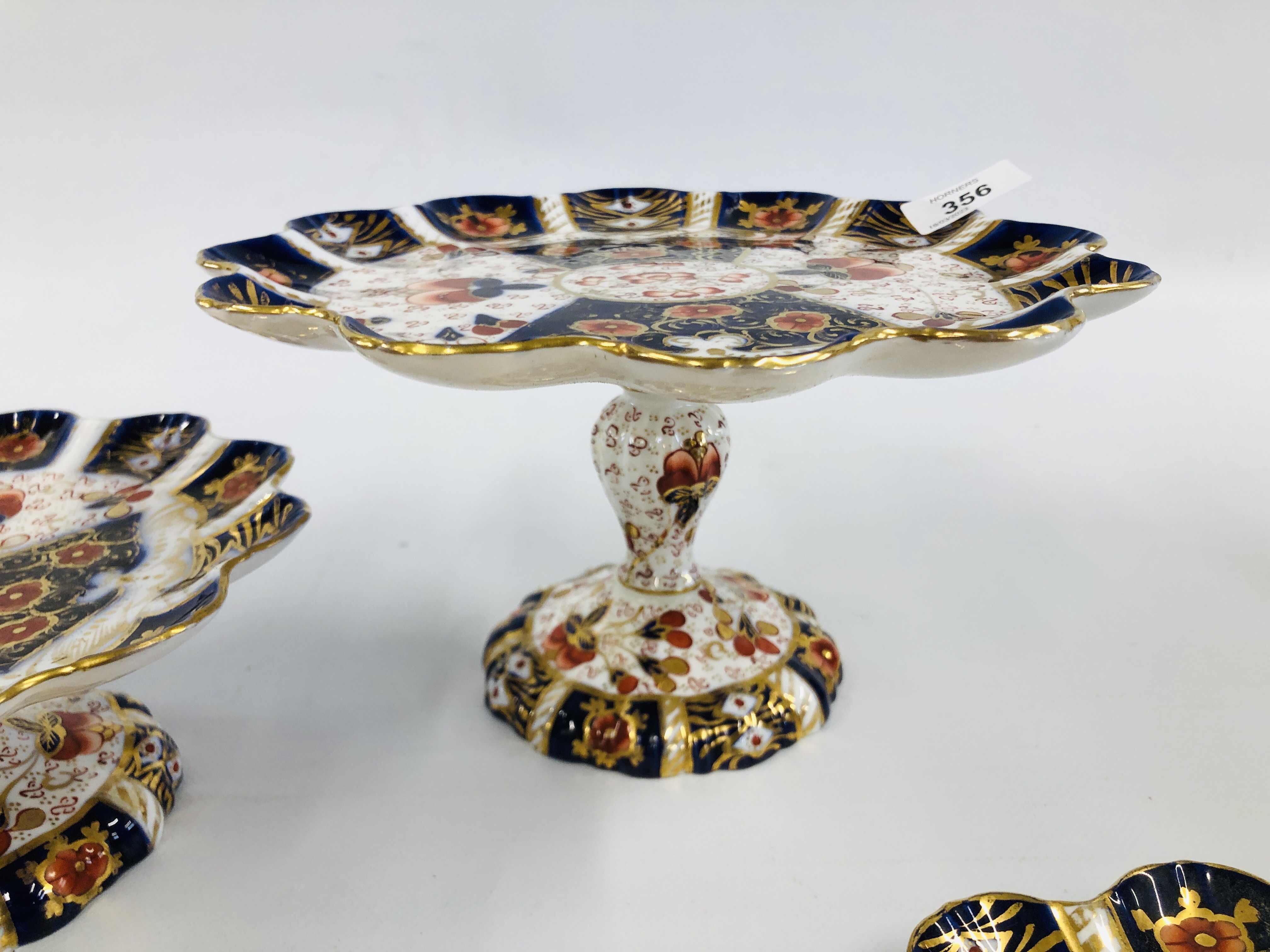 POINTON'S DESERT WARES DECORATED IN THE IMARI PALETTE TO CONSIST OF TWO GRADUATED TAZA'S, - Image 2 of 11