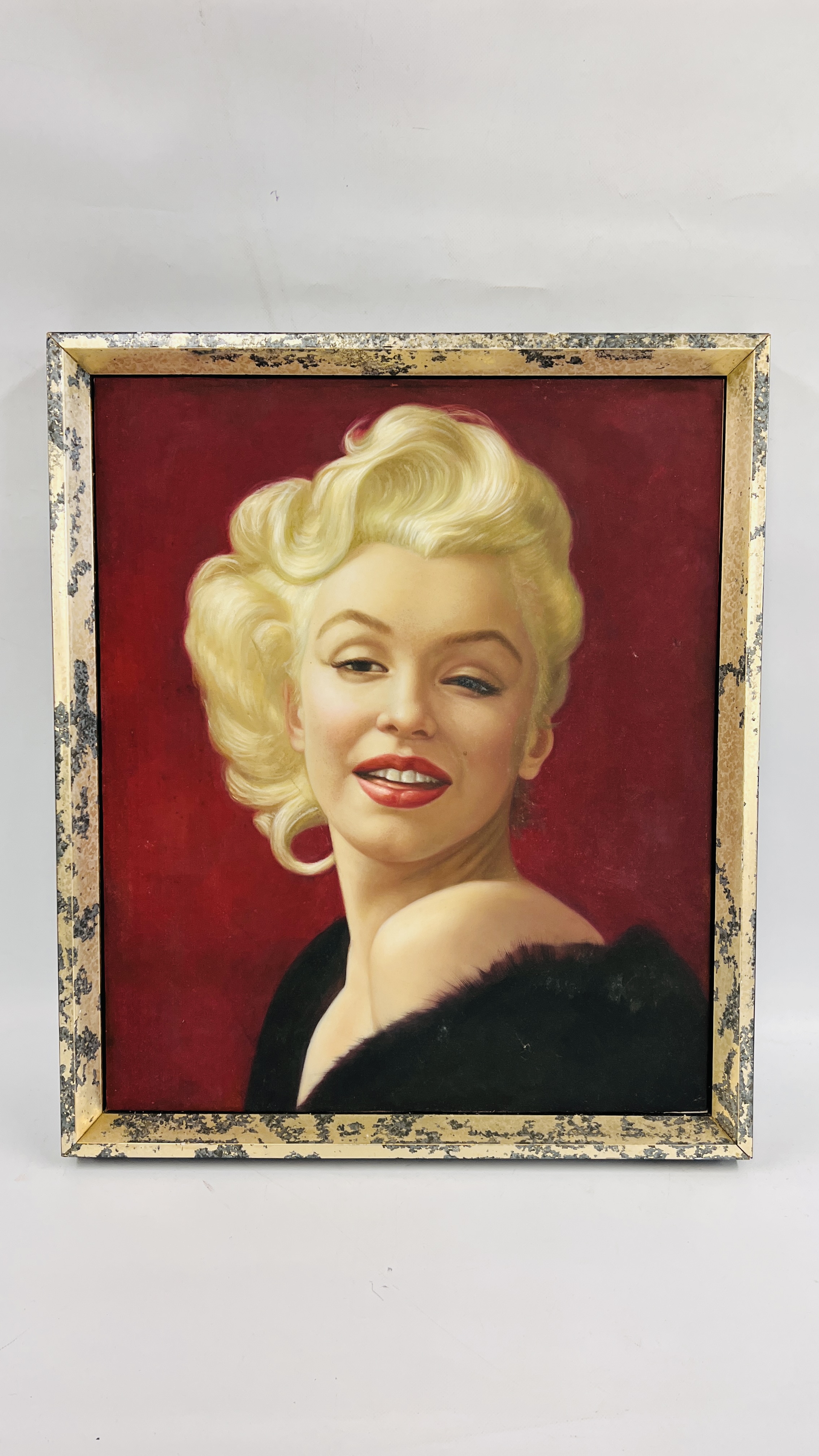 A FRAMED CANVAS OF MARILYN MONROE, W 51CM X H 61CM.