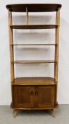 AN ERCOL WINDSOR GIRAFFE ROOM DIVIDER WITH 2 DOOR CUPBOARD BASE,