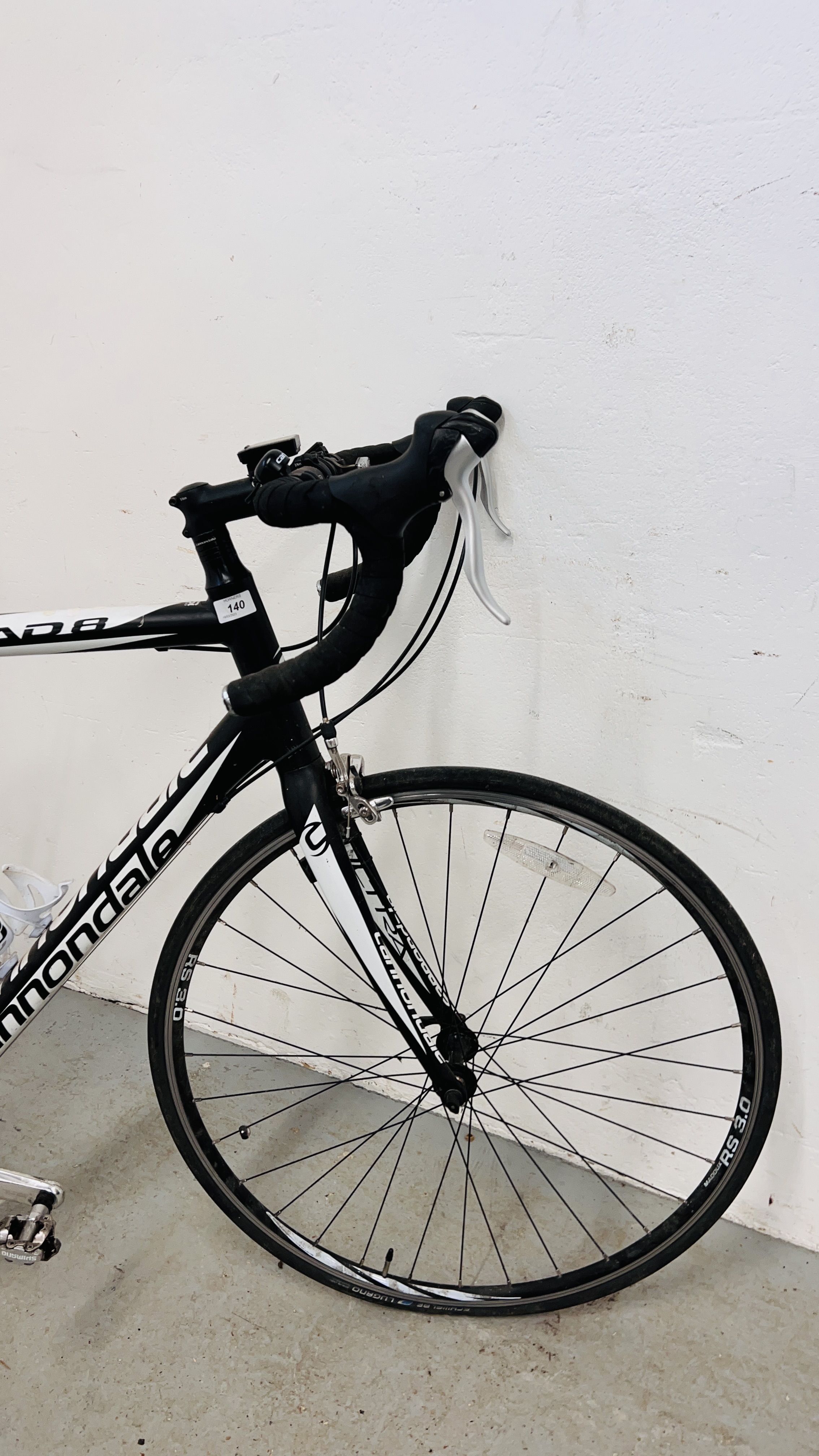 A GENTS CANNONDALE CAAD 8 RACING BIKE. - Image 2 of 11