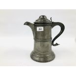 A VICTORIAN PEWTER FLAGON, H 26CM.