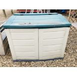 A PLASTIC GARDEN STORAGE BUNKER, WIDTH 147CM, DEPTH 78CM,