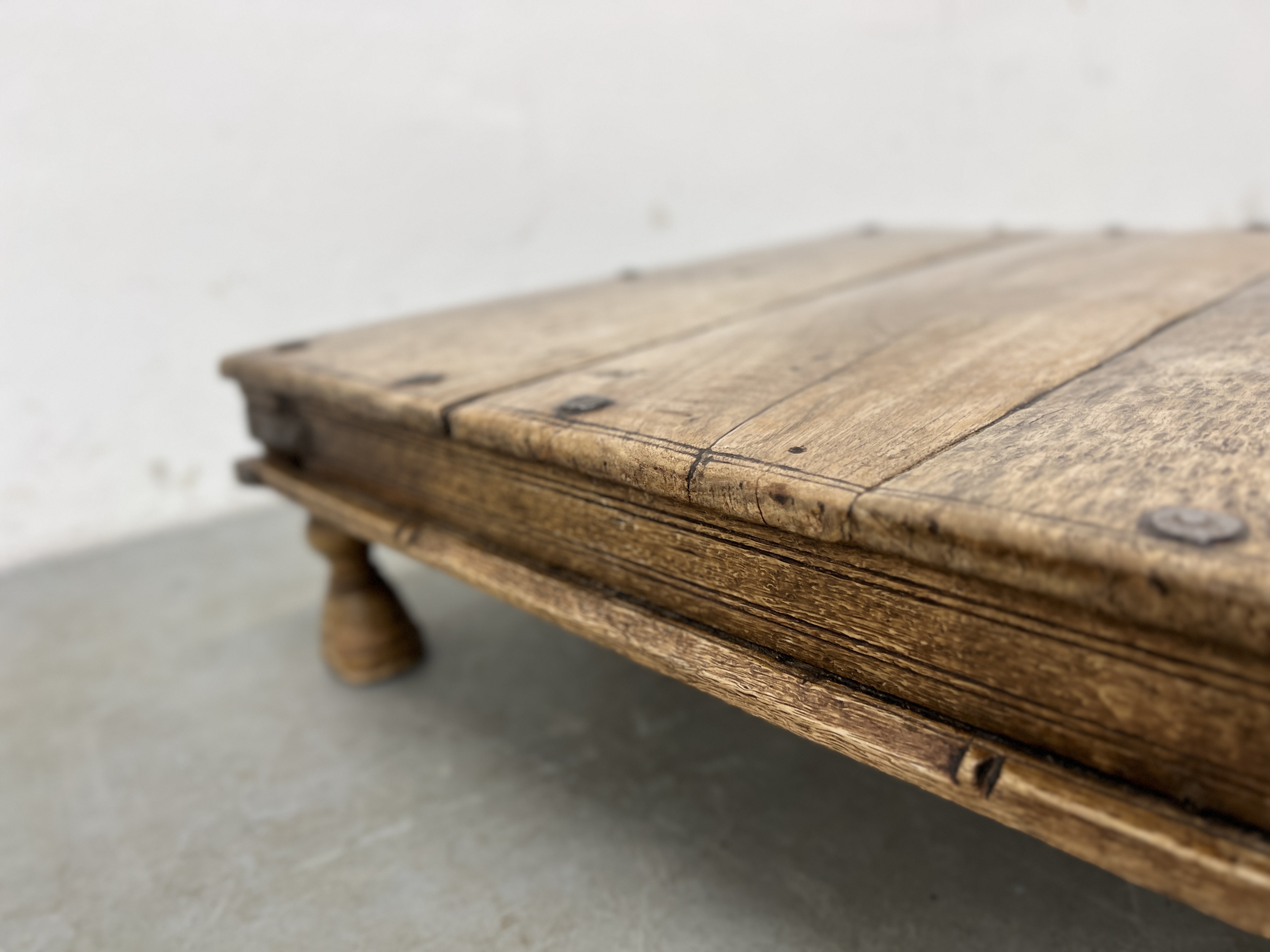 A MIDDLE EASTERN HARDWOOD LOW COFFEE TABLE W 61CM X D 60CM X H 19CM. - Image 5 of 8