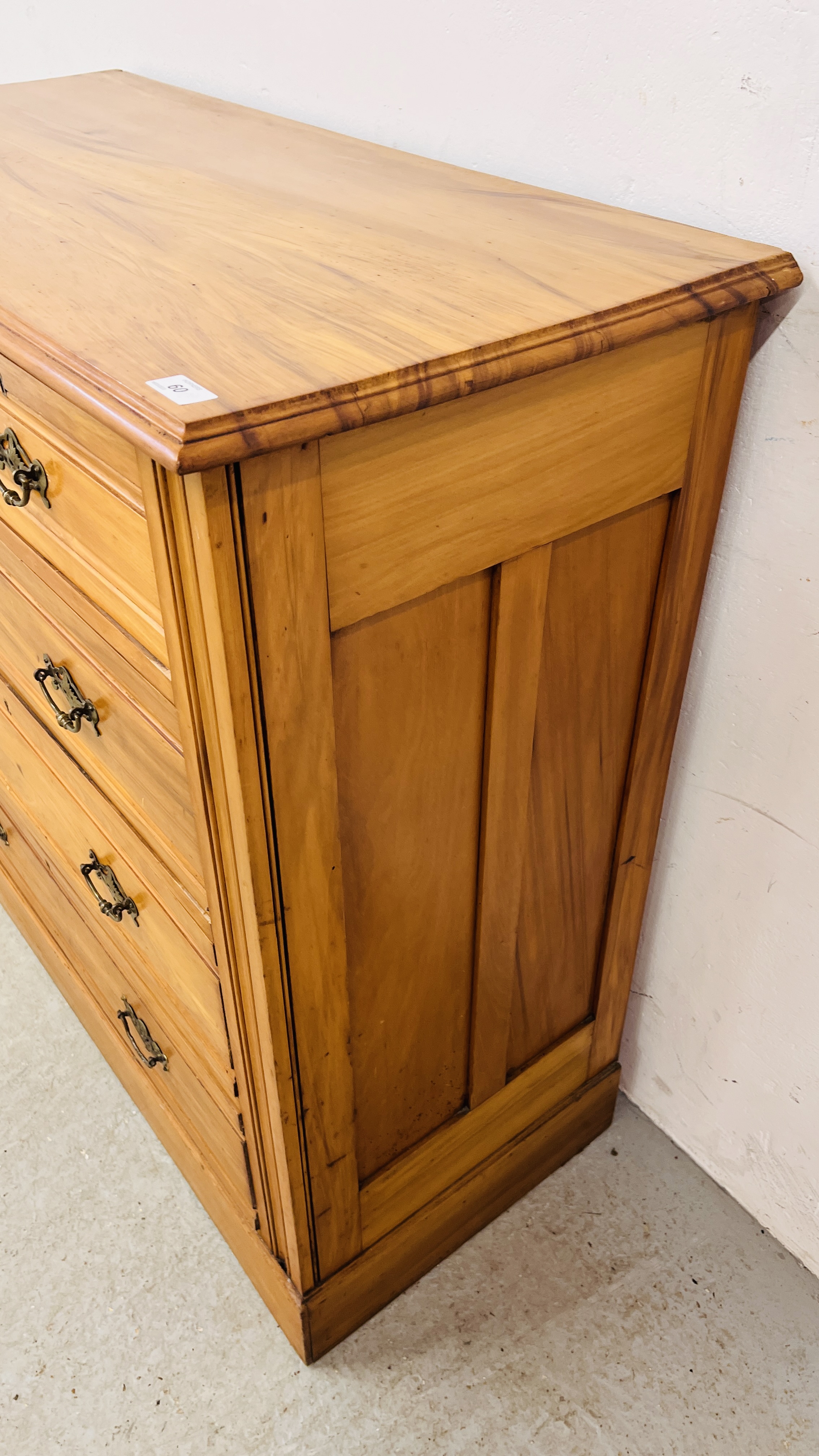 A SATINWOOD 2 OVER 3 DRAWER CHEST W 103CM X D 48CM X H 102CM. - Image 5 of 9