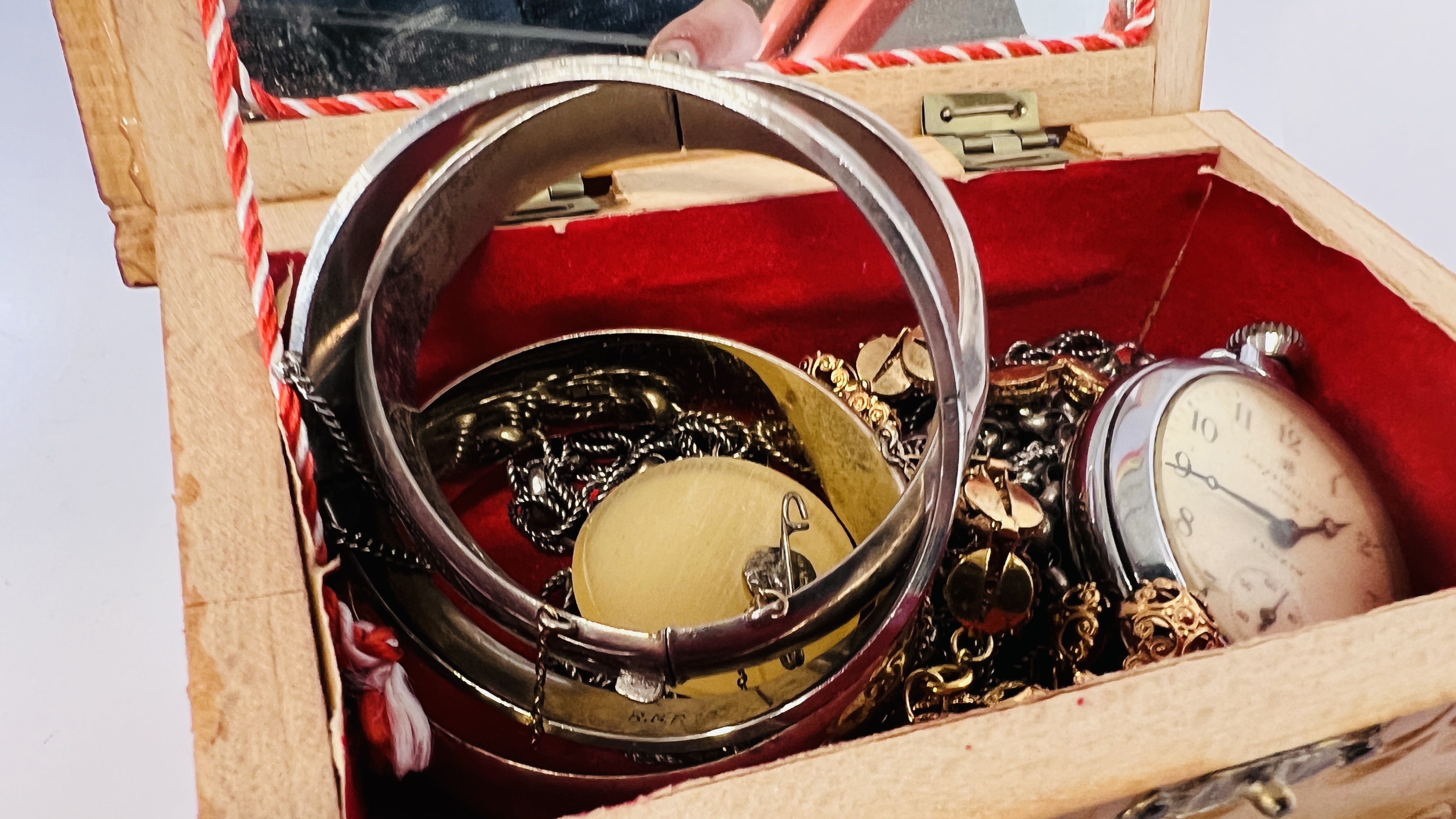 JEWELLERY BOX & CONTENTS TO INCLUDE VINTAGE SILVER HINGED BANGLES, INGERSOLL TRIUMPH POCKET WATCH, - Image 2 of 11