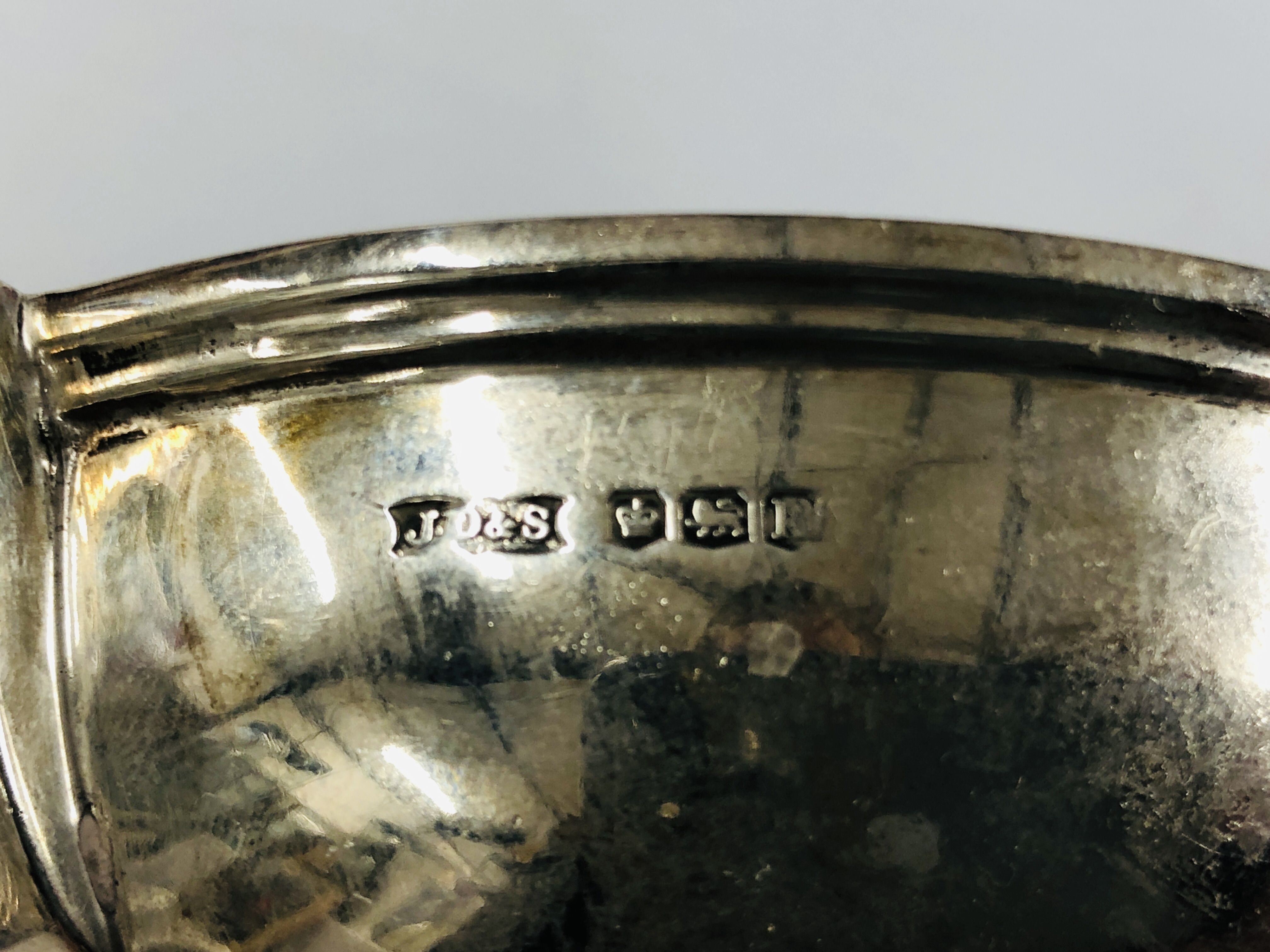 A SILVER FOOTED TWO HANDLED BOWL - BOWL DIAMETER 11.5CM. - Image 7 of 8