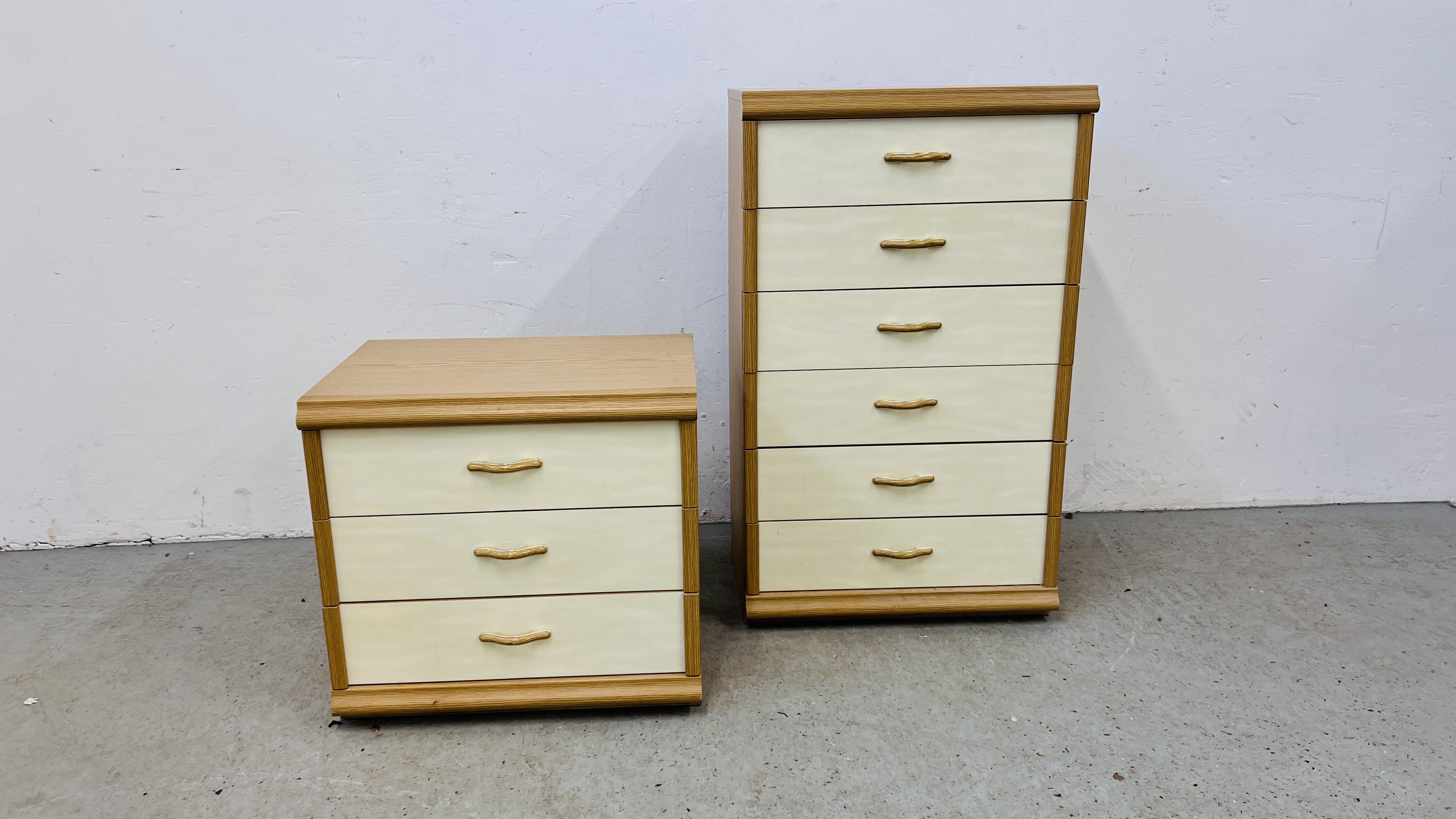 MODERN 6 DRAWER BEDROOM CHEST - W 60CM X D 42CM X H 100CM ALONG WTH A MATCHING BEDSIDE 3 DRAWER