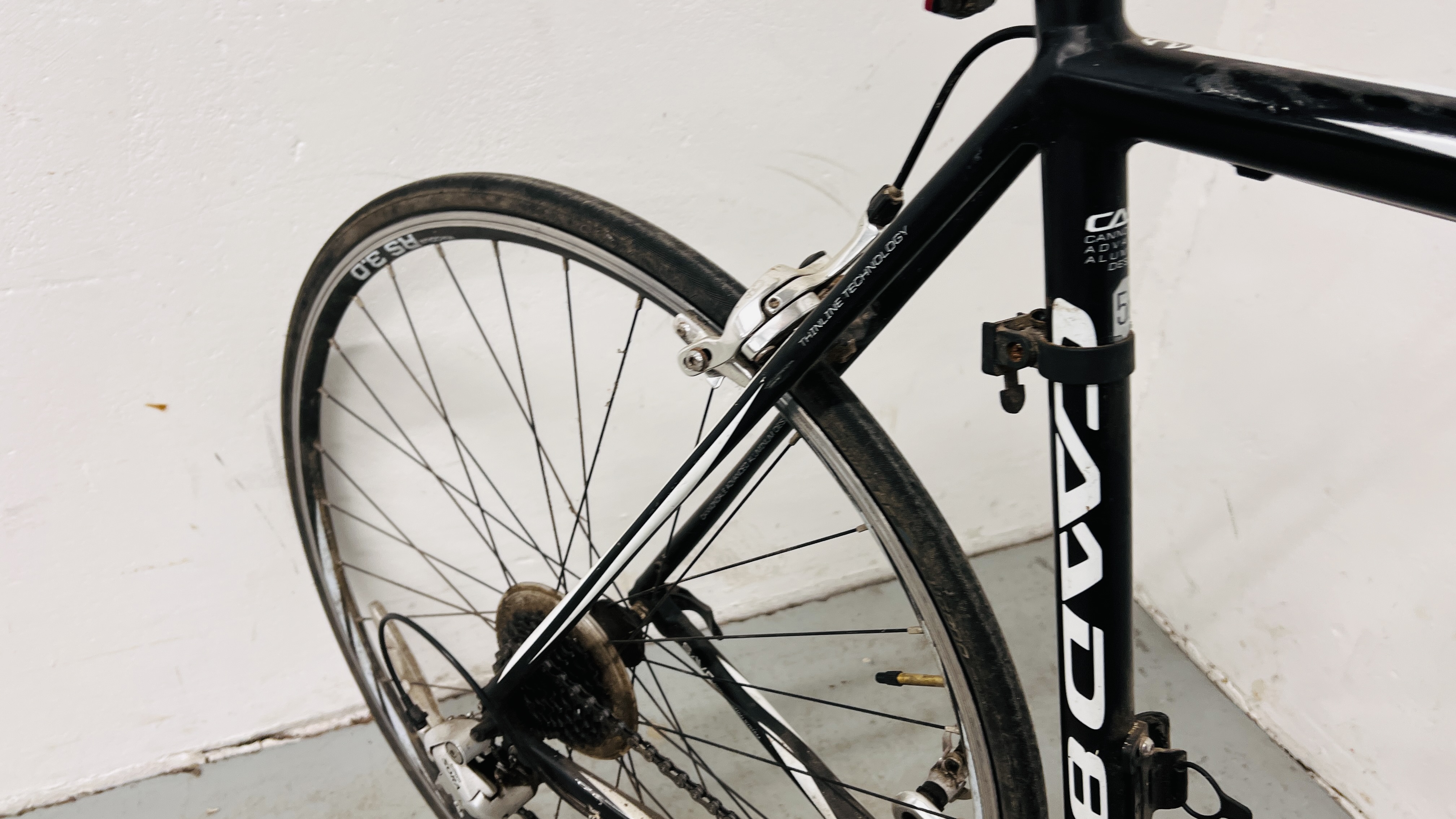 A GENTS CANNONDALE CAAD 8 RACING BIKE. - Image 9 of 11