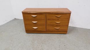 A MODERN ALSTONS CHERRY WOOD FINISH SIX DRAWER BEDROOM CHEST, W 124CM, D 41CM, H 70CM.