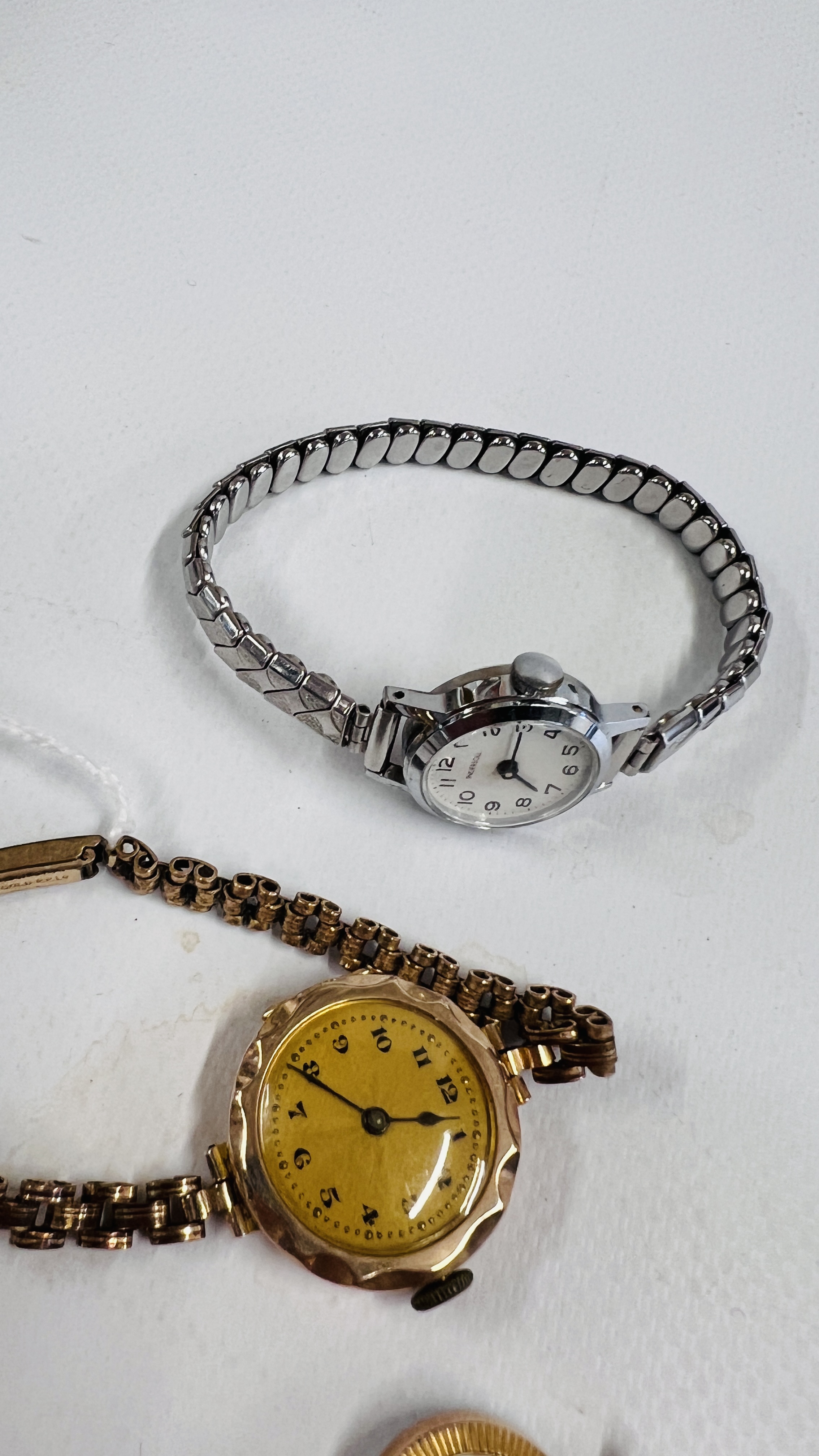 A PLATED CHAIN SUPPORTING A PLATED WATCH, A LADIES HELVETIA WRIST WATCH STEEL AND GOLD PLATED, - Image 5 of 5