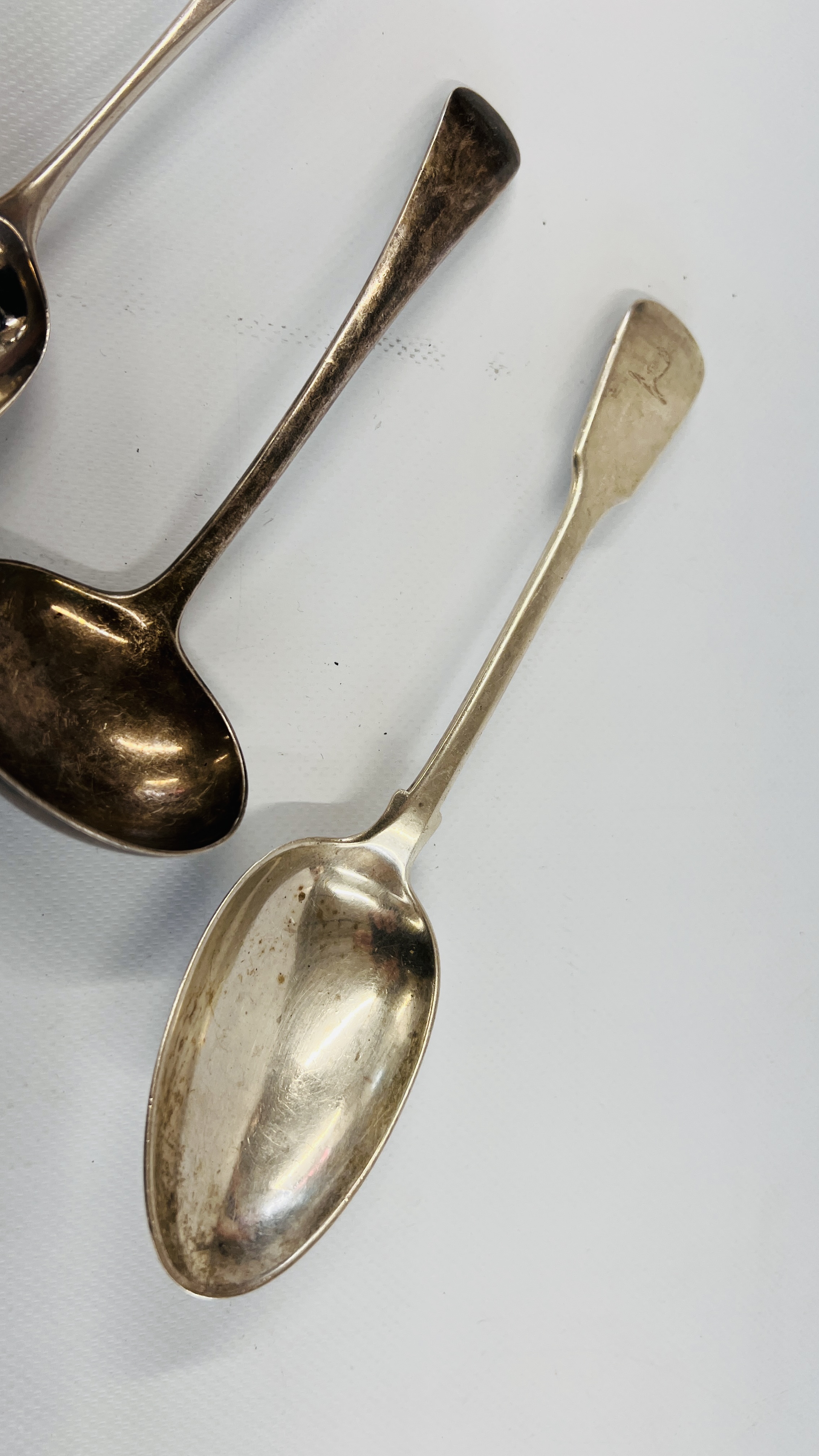 A SILVER DESSERT SPOON, PETER BATEMAN, LONDON 1796, ALONG WITH A GEORGE III SILVER SERVING SPOON, - Image 2 of 6