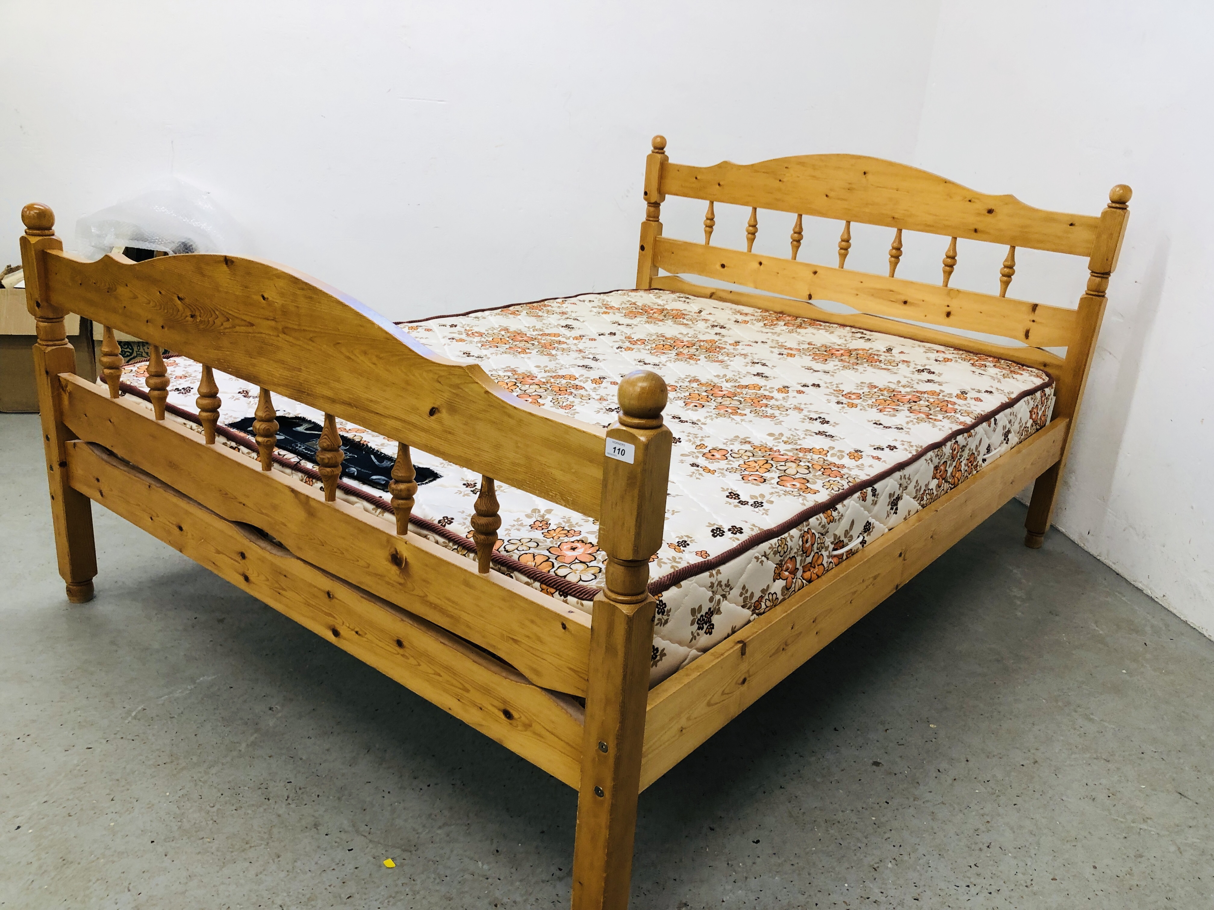 A PINE FRAMED DOUBLE BED FRAME WITH SILENT NIGHT FIRMAPEDIC MATTRESS - Image 5 of 5