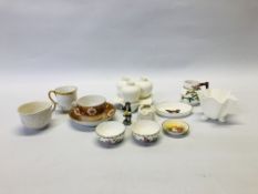 GROUP OF VINTAGE PORCELAIN TO INCLUDE ROYAL WORCESTER HAND PAINTED PIN TRAY AND A GRAIS HEWIT