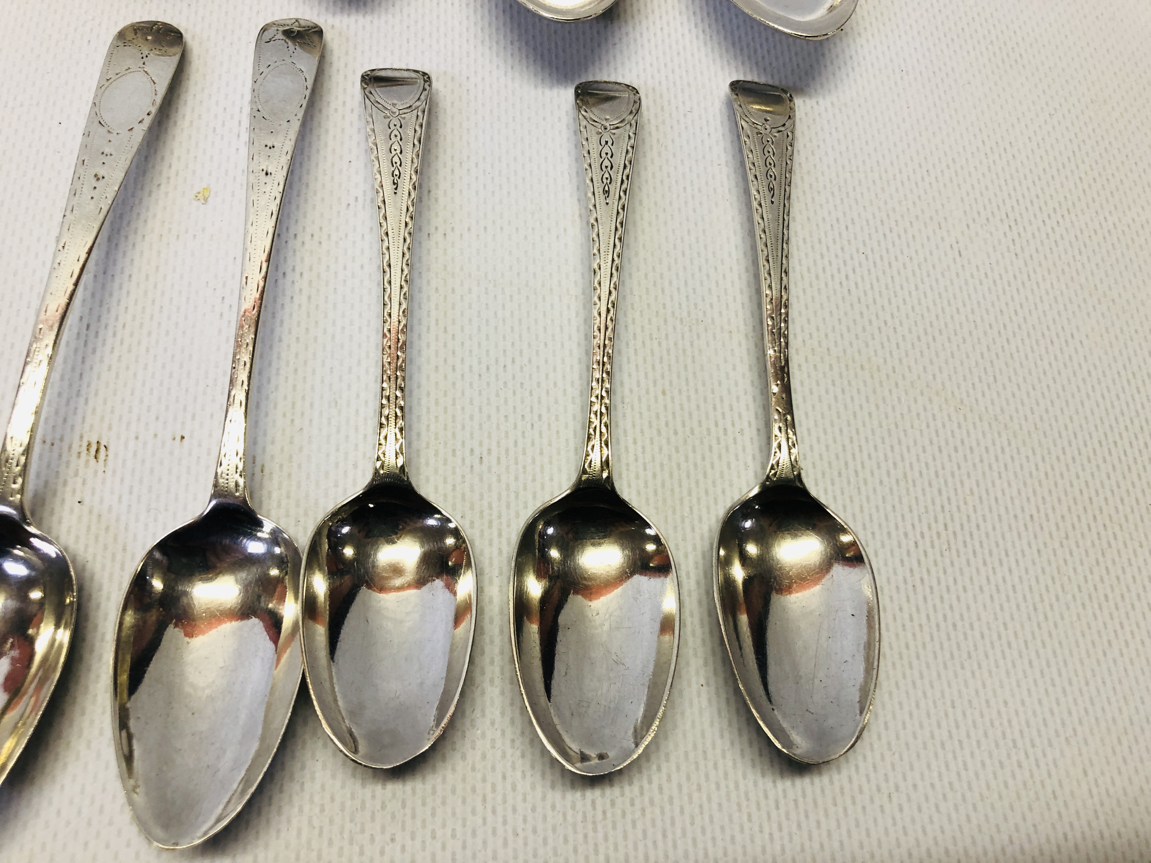 12 VARIOUS SILVER TEASPOONS, MAINLY GEORGIAN, SOME PAIRS, DIFFERENT DATES, - Image 2 of 9