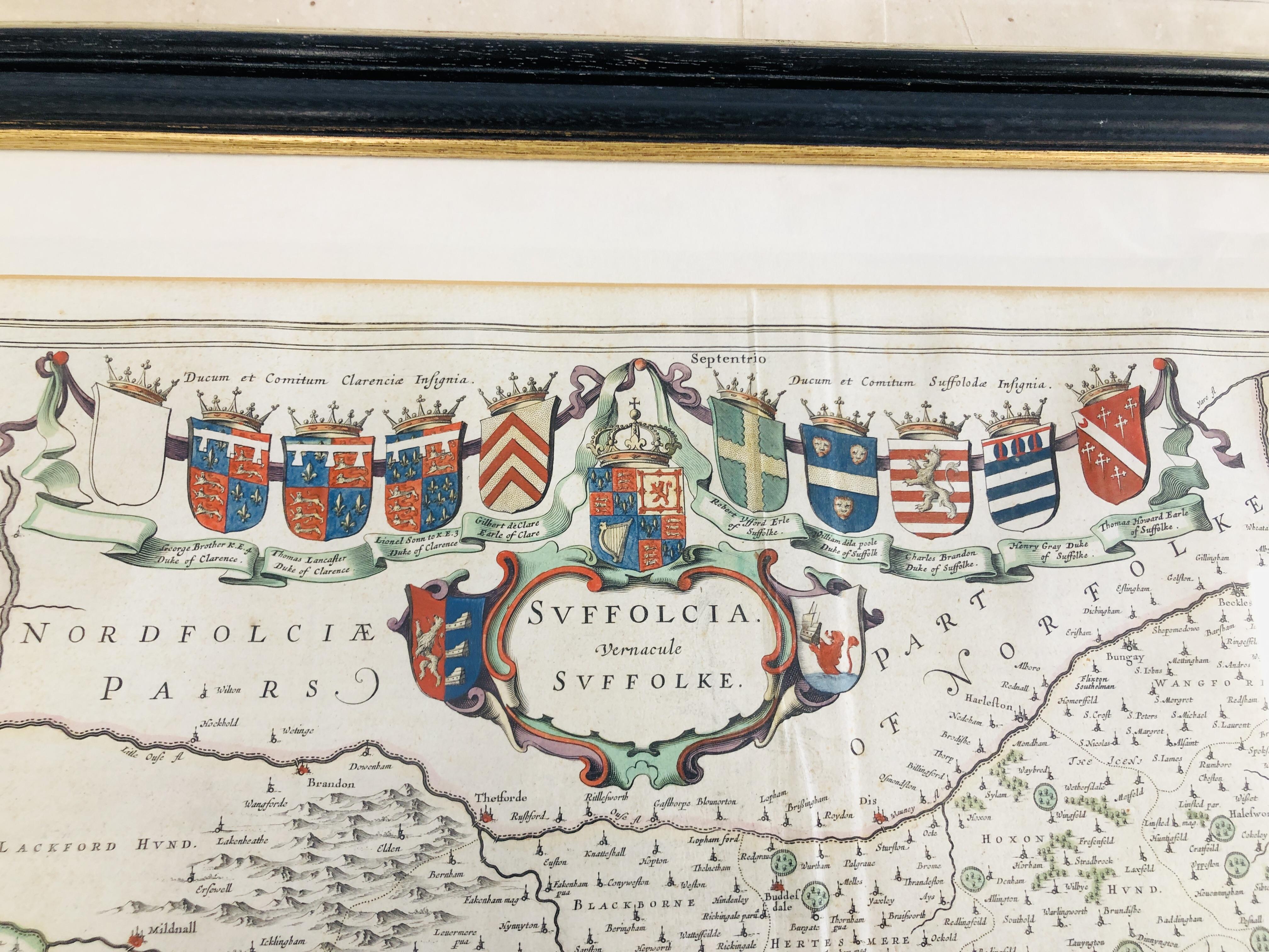 A VINTAGE FRAMED MAP OF SUFFOLK ALONG WITH A FURTHER ENGRAVED EXAMPLE. - Image 3 of 9