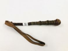 AN ANTIQUE TRIBAL KNOBKIERIE, LEATHER WITH WIRE WORK DETAIL LENGTH 21.5CM.