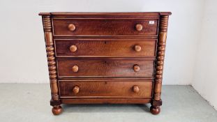 A VICTORIAN MAHOGANY FOUR DRAWER CHEST WITH SPLIT TURNED DETAIL W 106CM, D 51CM, H 98CM.