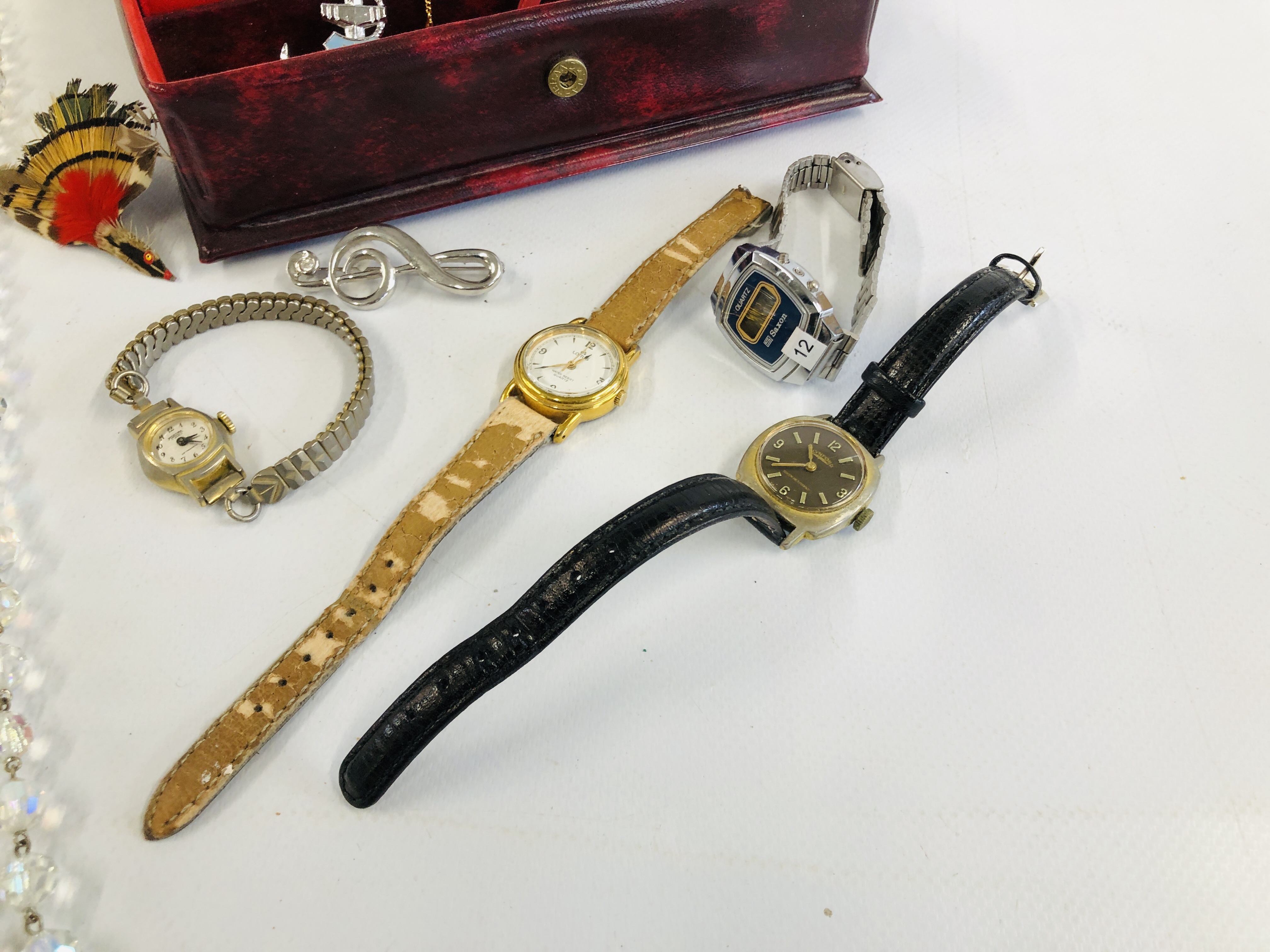 AN EXTENSIVE COLLECTION OF VINTAGE AND COSTUME JEWELLERY WATCHES TO INCLUDE LORUS, GLYNFORD, - Image 6 of 8