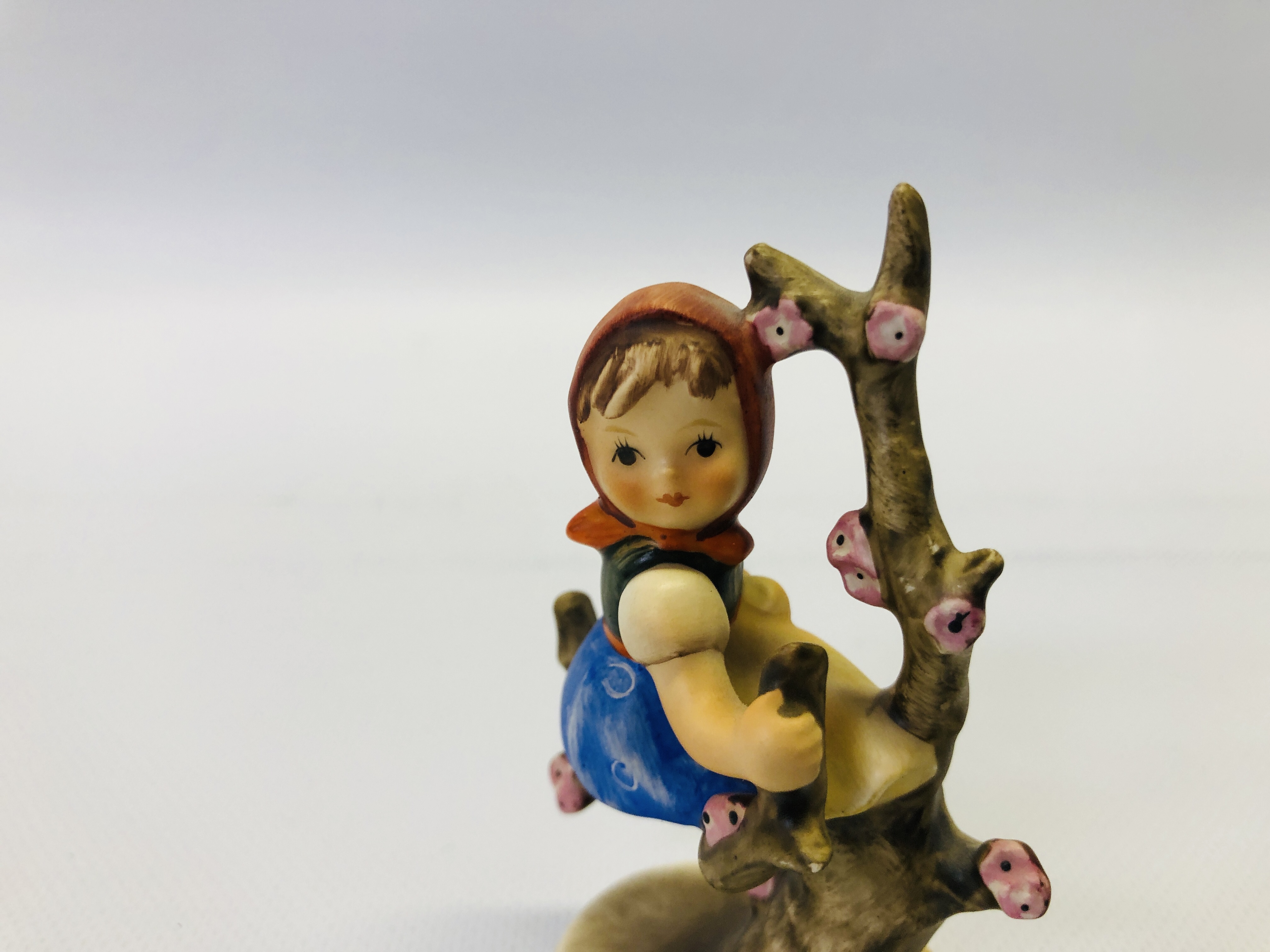 TWO "GOEBEL" CABINET ORNAMENTS TO INCLUDE A YOUNG GIRL SEATED IN A BLOSSOM TREE AND A YOUNG BOY - Image 2 of 7