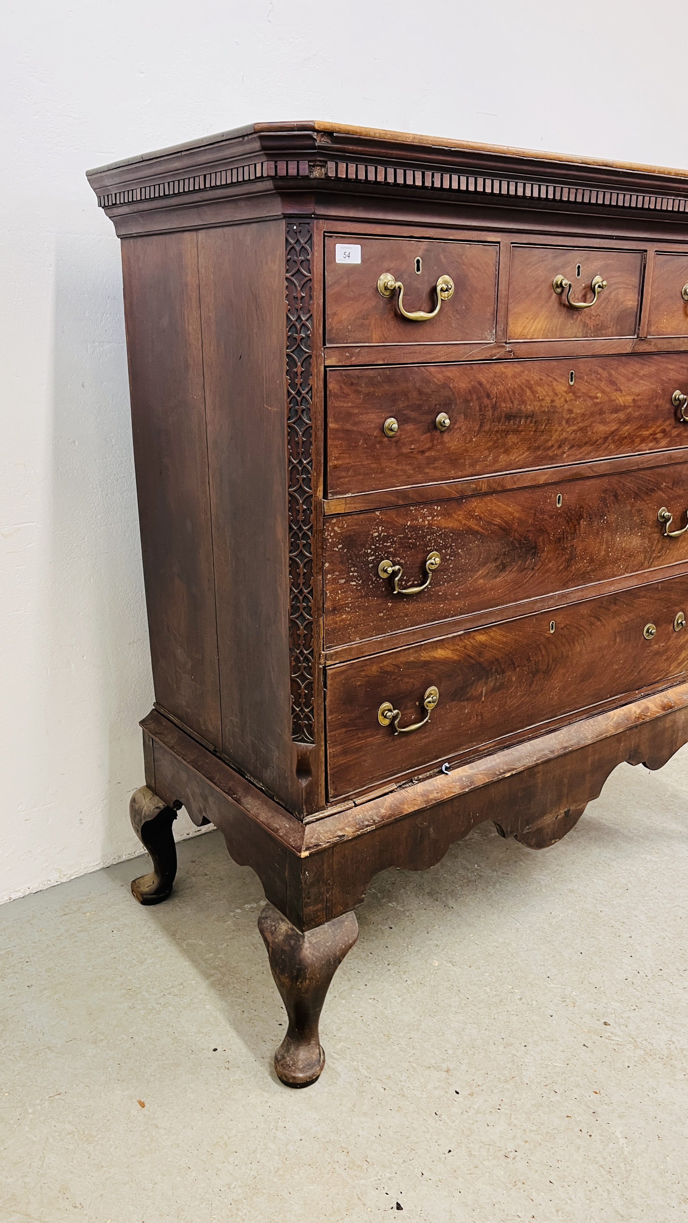AN ANTIQUE MAHOGANY THREE OVER THREE DRAWER CHEST ON SPLAYED LEG, - Image 9 of 15