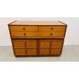 A RETRO G PLAN TEAK 4 DRAWER 2 DOOR SIDEBOARD W 106CM X D 48CM X H 74CM.