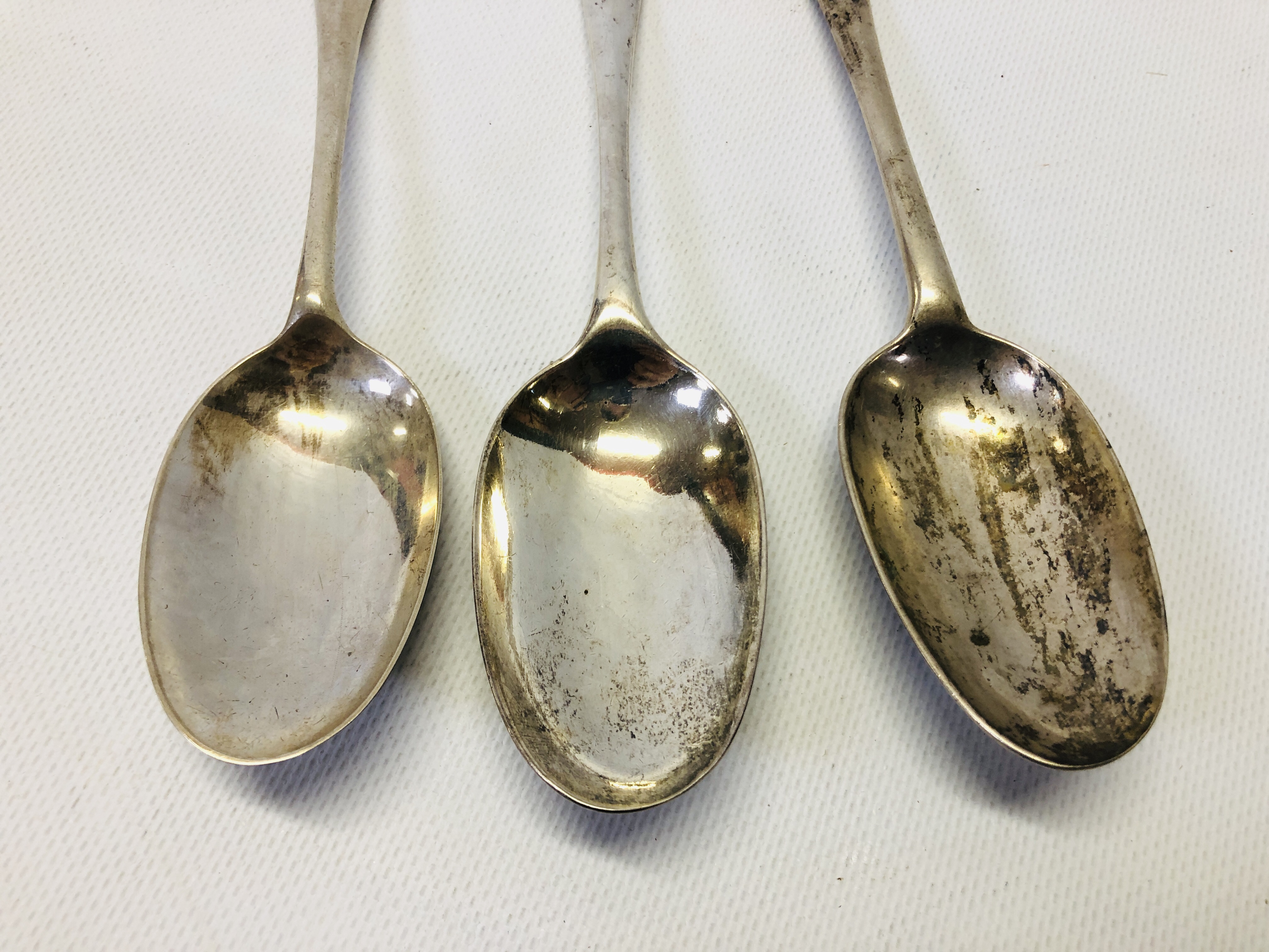 3 MID-C18TH HANOVERIAN PATTERN RAT-TAIL SILVER SERVING SPOONS (170g) - Image 2 of 9