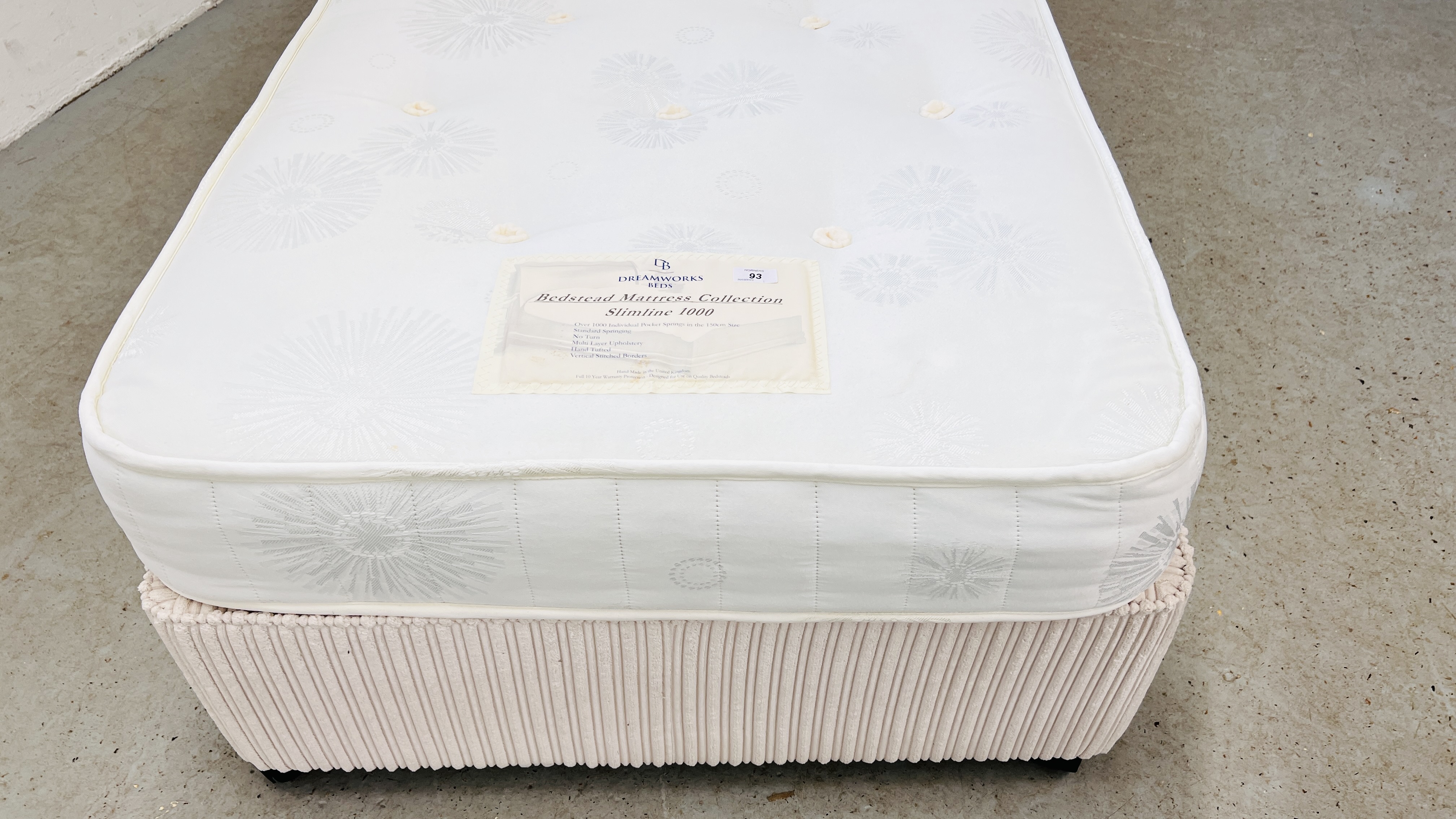 DREAM WORKS SINGLE DIVAN BED WITH POCKET SPRUNG MATTRESS. - Image 2 of 5