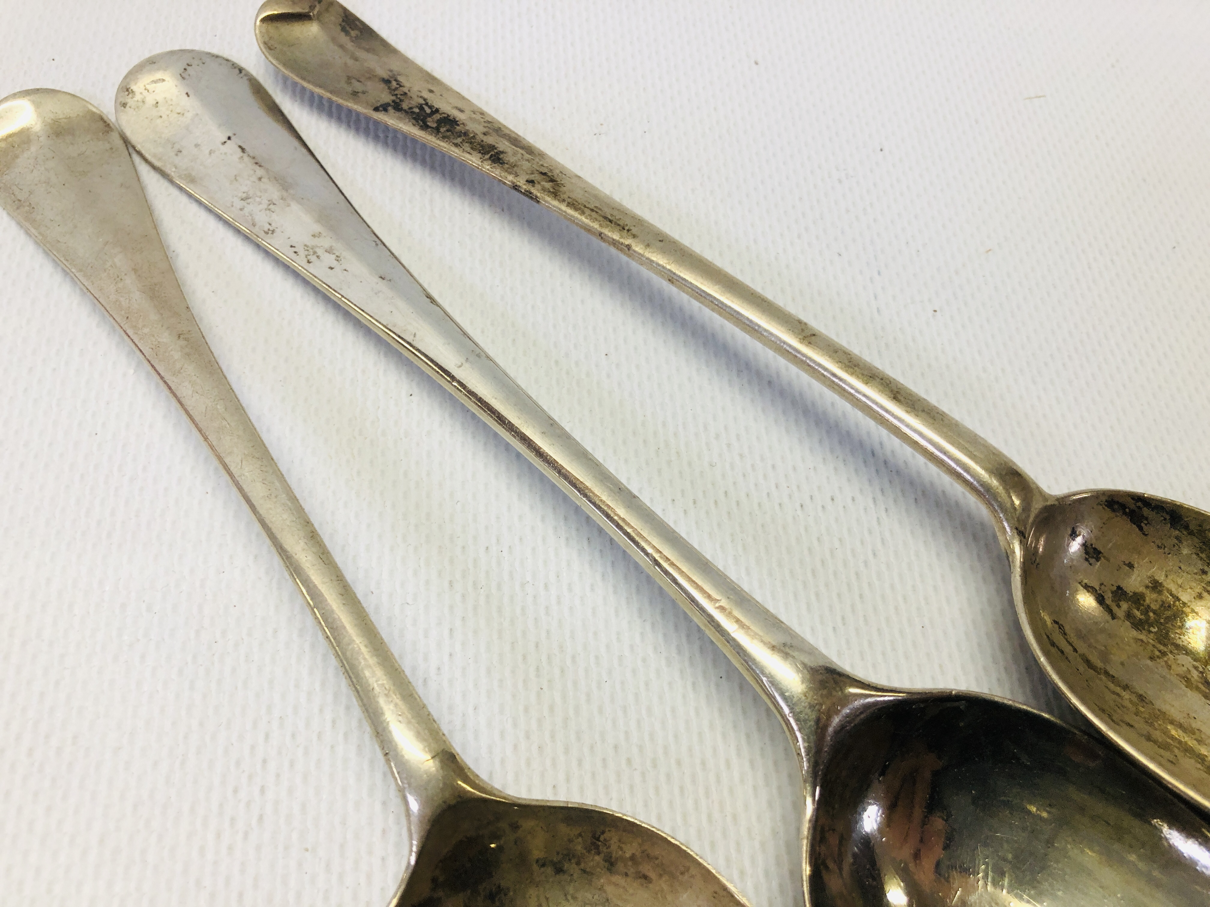 3 MID-C18TH HANOVERIAN PATTERN RAT-TAIL SILVER SERVING SPOONS (170g) - Image 4 of 9