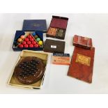 A GROUP OF VINTAGE GAMES TO INCLUDE SOLITAIRE, ACTONE BALLS,