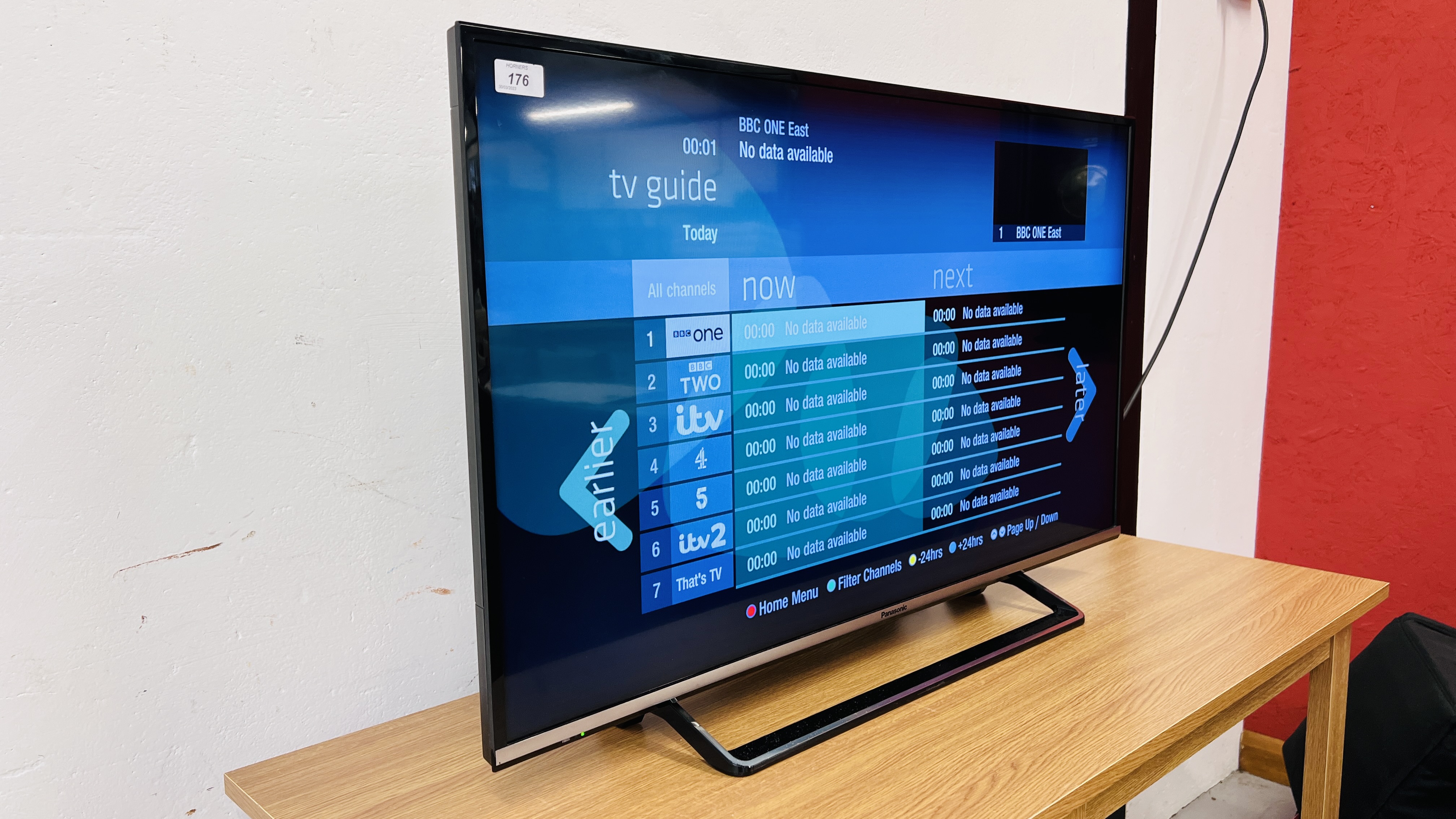 PANASONIC 40 INCH SMART TELEVISION COMPLETE WITH REMOTE - SOLD AS SEEN - Image 2 of 9