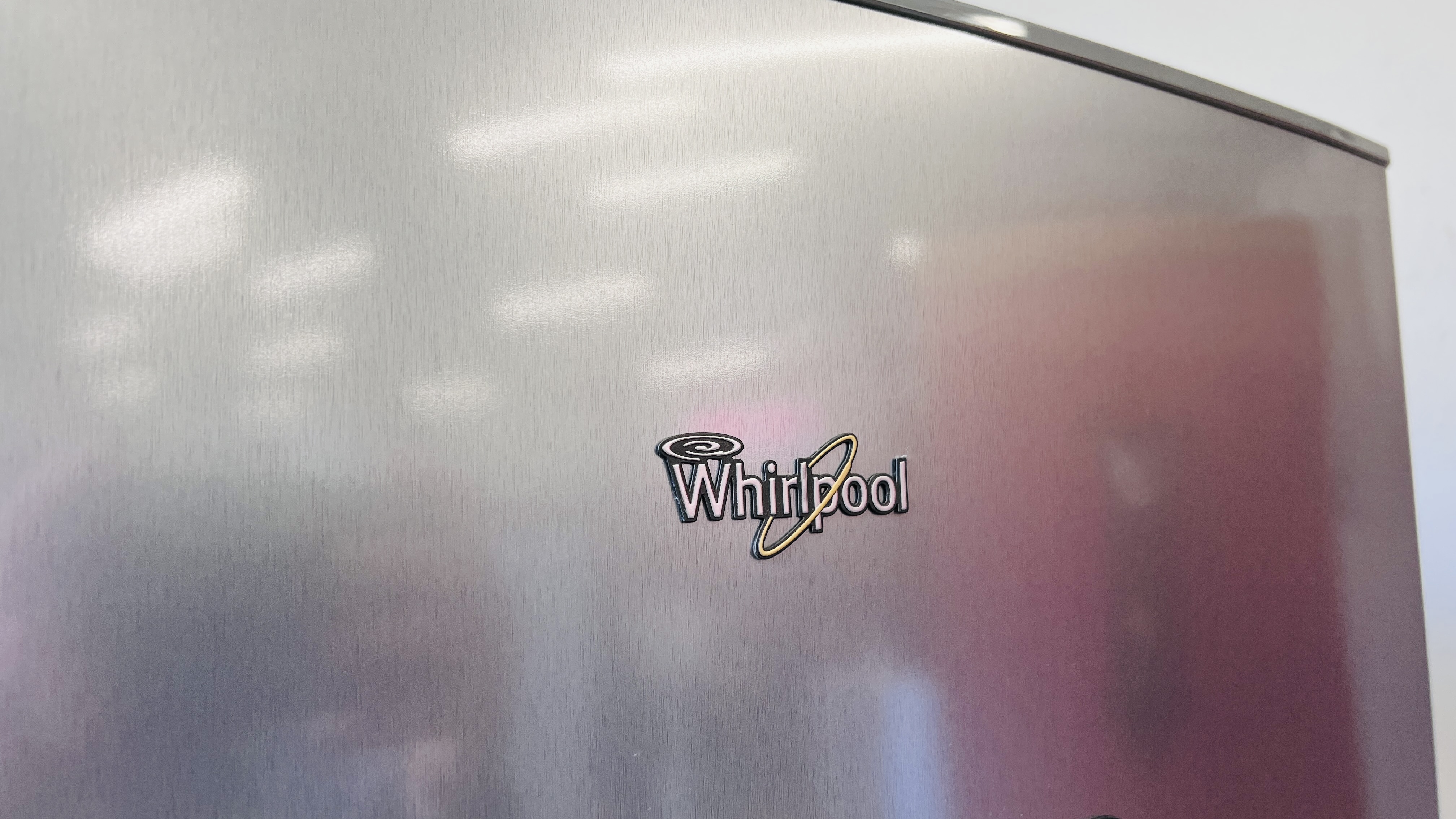 WHIRLPOOL 6th SENSE A++ CLASS NO FROST FRIDGE FREEZER - SOLD AS SEEN. - Image 4 of 10