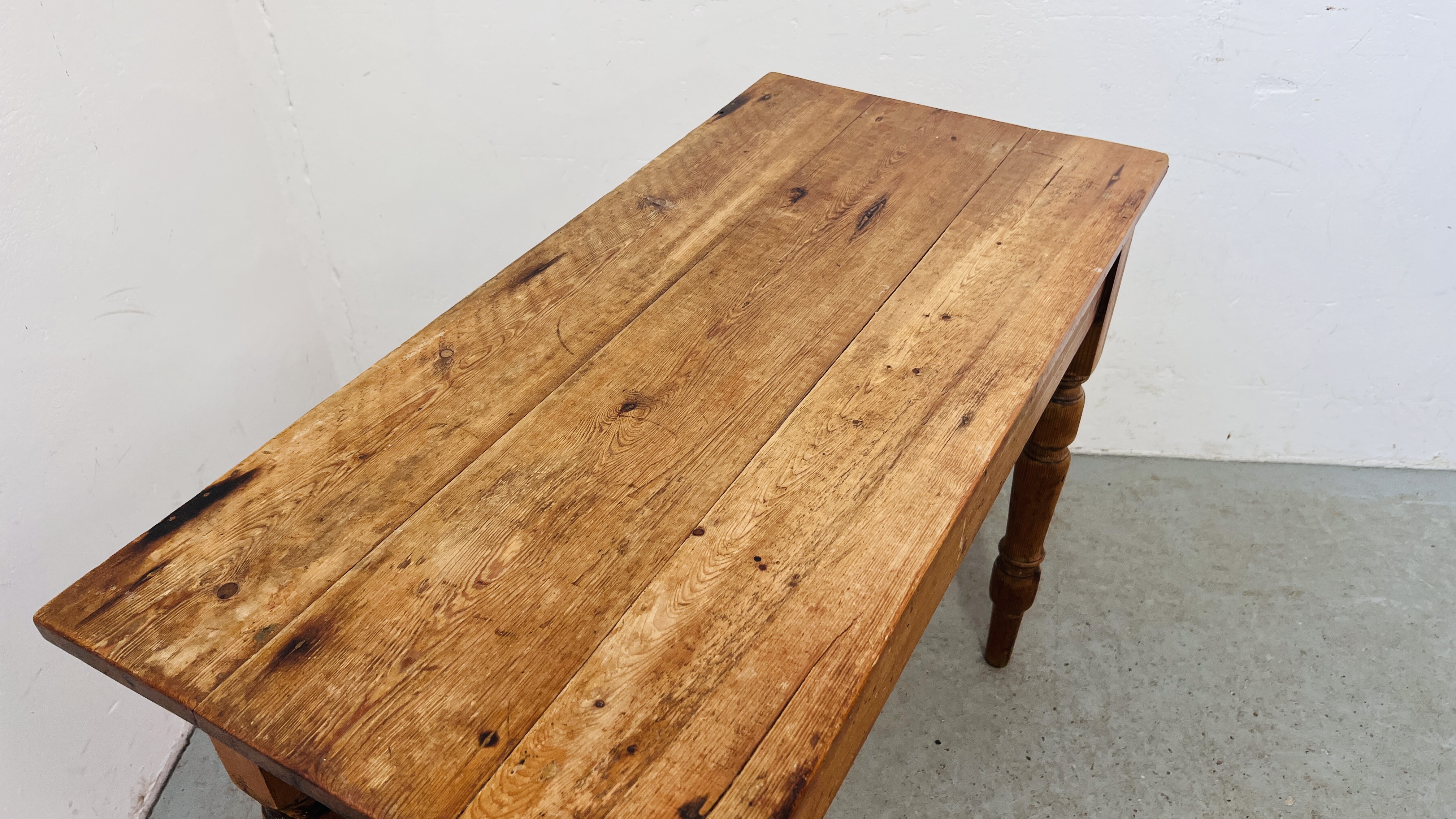 ANTIQUE WAXED PINE KITCHEN TABLE WITH DRAWER TO END, W 92CM, D 45CM. - Image 4 of 8