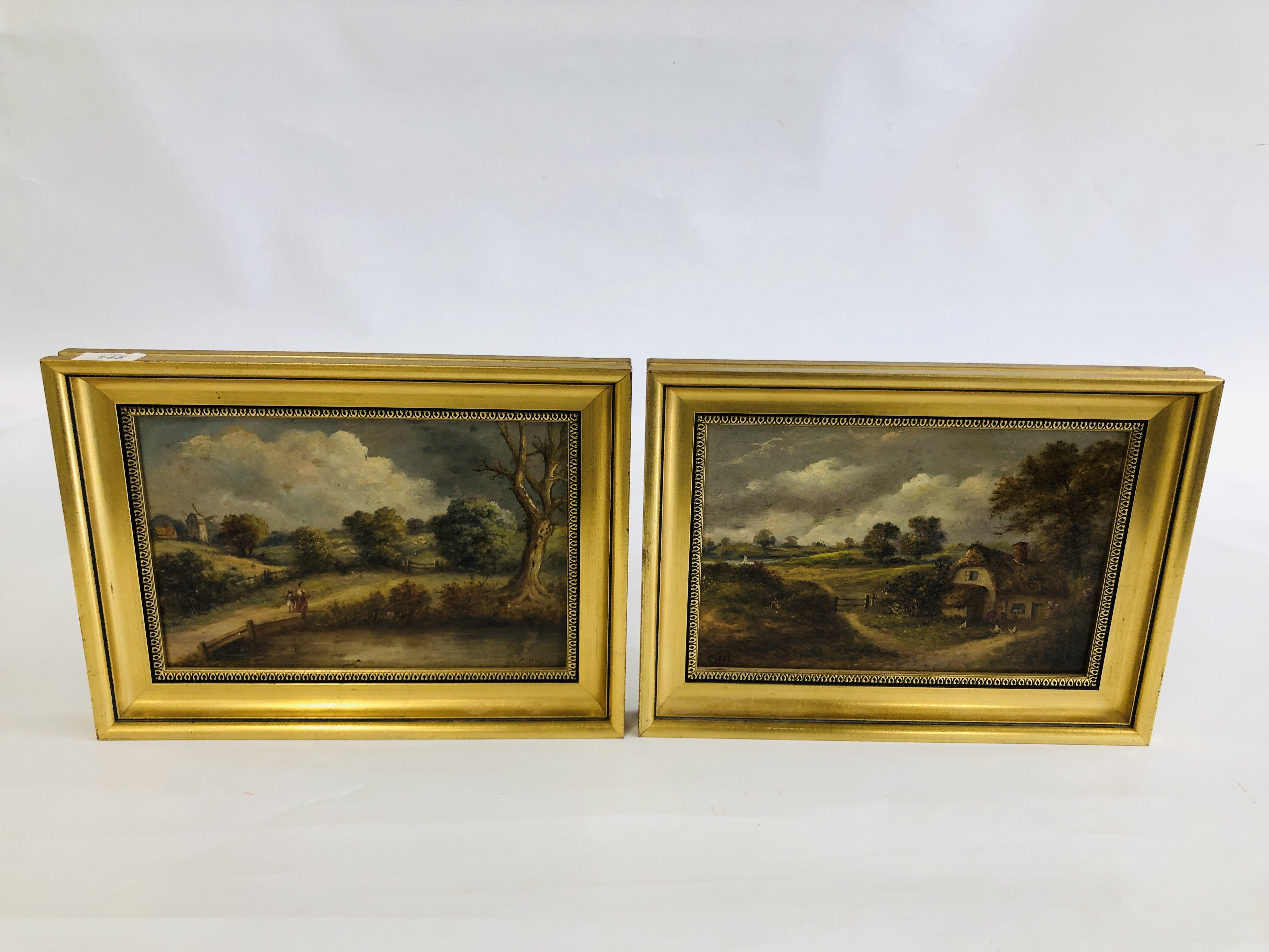 A PAIR OF OIL ON BOARD C. MASKELL PAINTINGS OF COUNTRY IPSWICH SCENES IN GILT FRAMES 18.5CM X 28.