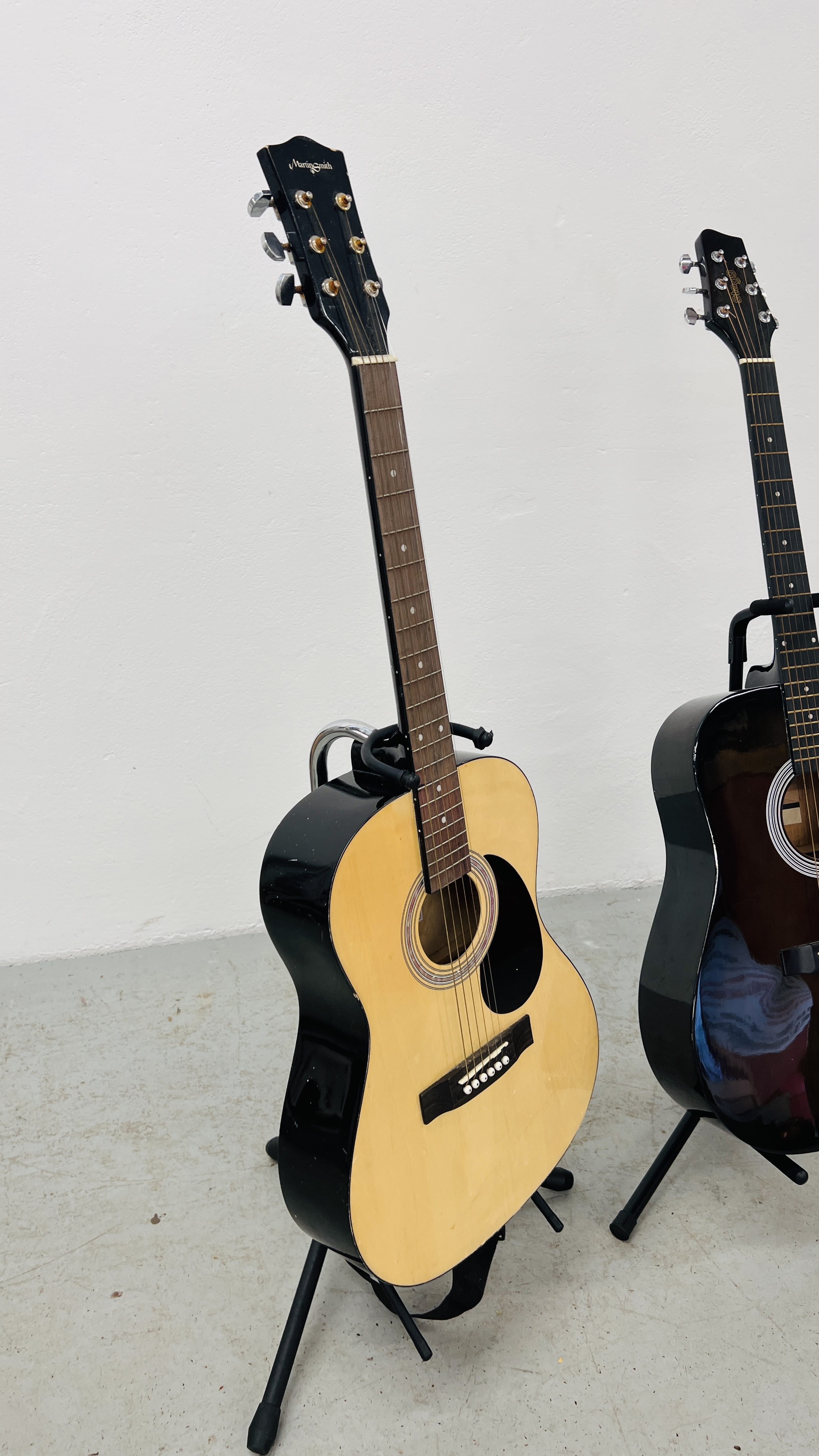 2 ACOUSTIC GUITARS ON STANDS TO INCLUDE STAGG & MARTIN SMITH. - Image 8 of 9