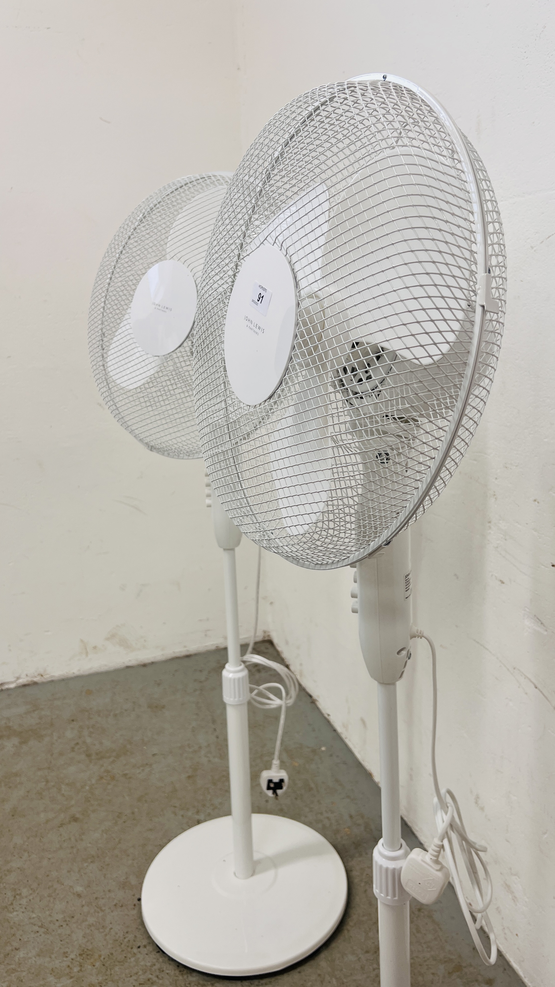 2 X JOHN LEWIS MULTI SPEED OSCILLATING STANDARD FANS - SOLD AS SEEN. - Image 5 of 5